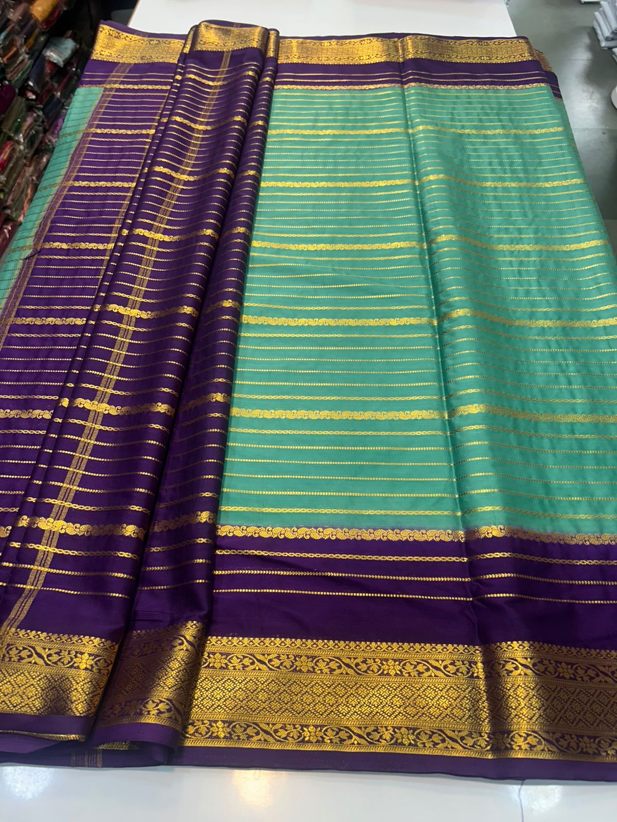 Crepe Lines Saree With Contrast Blouse (2440B)
