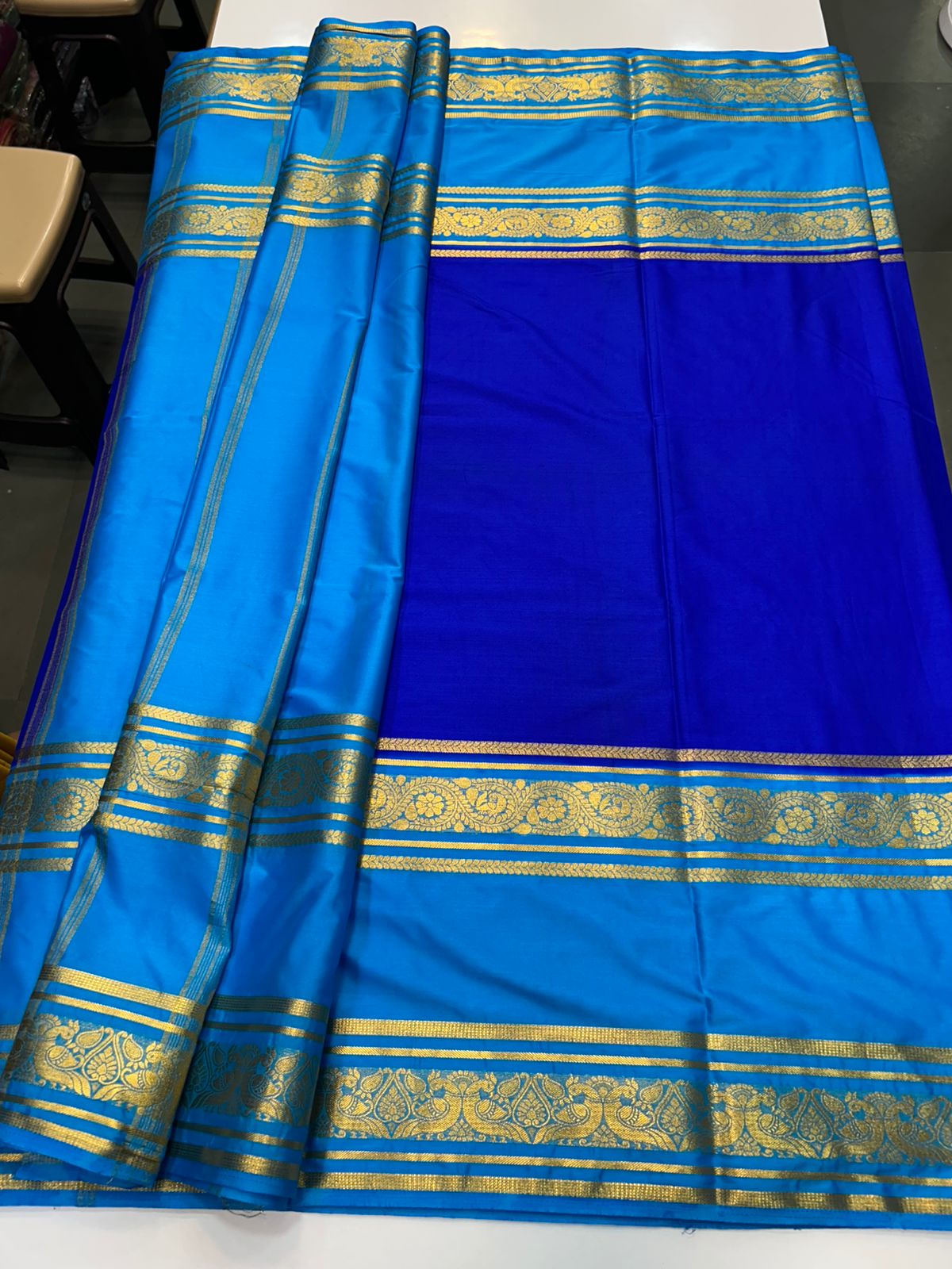 Crepe Big Bentex Border Saree (2439D)