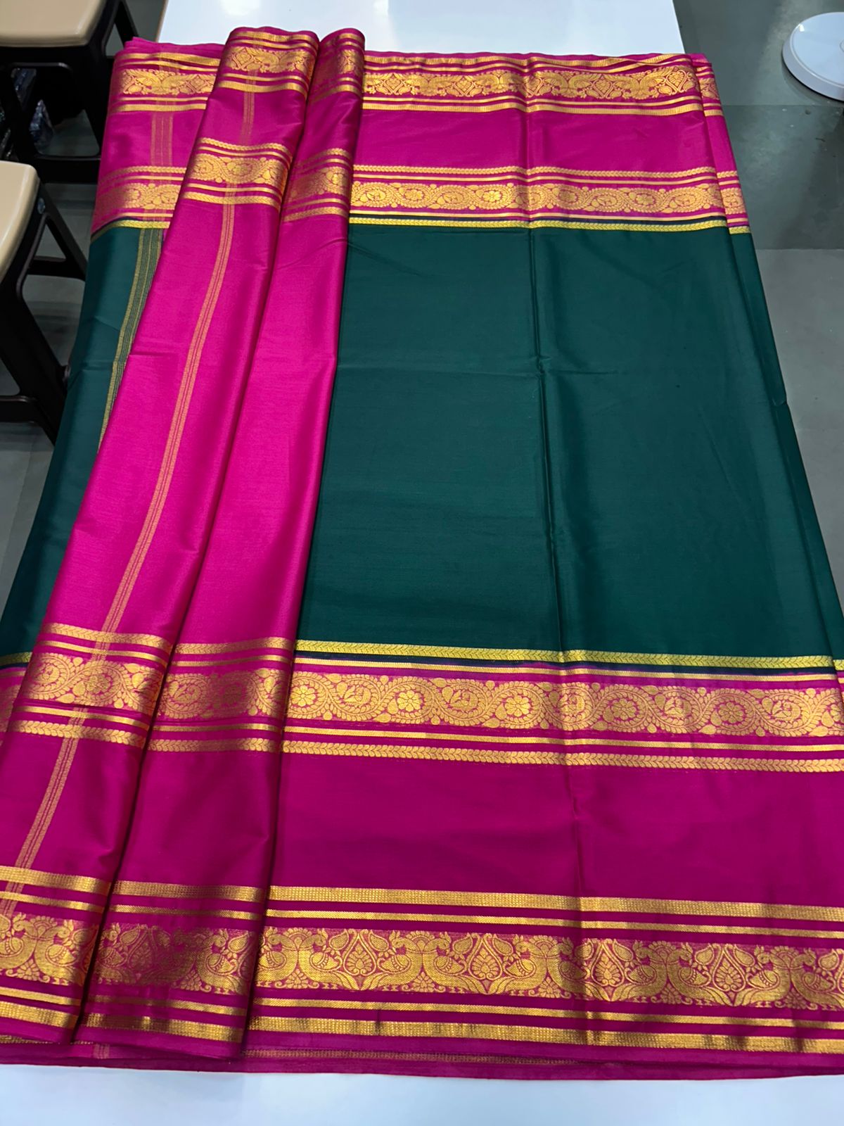 Crepe Big Bentex Border Saree (2439D)