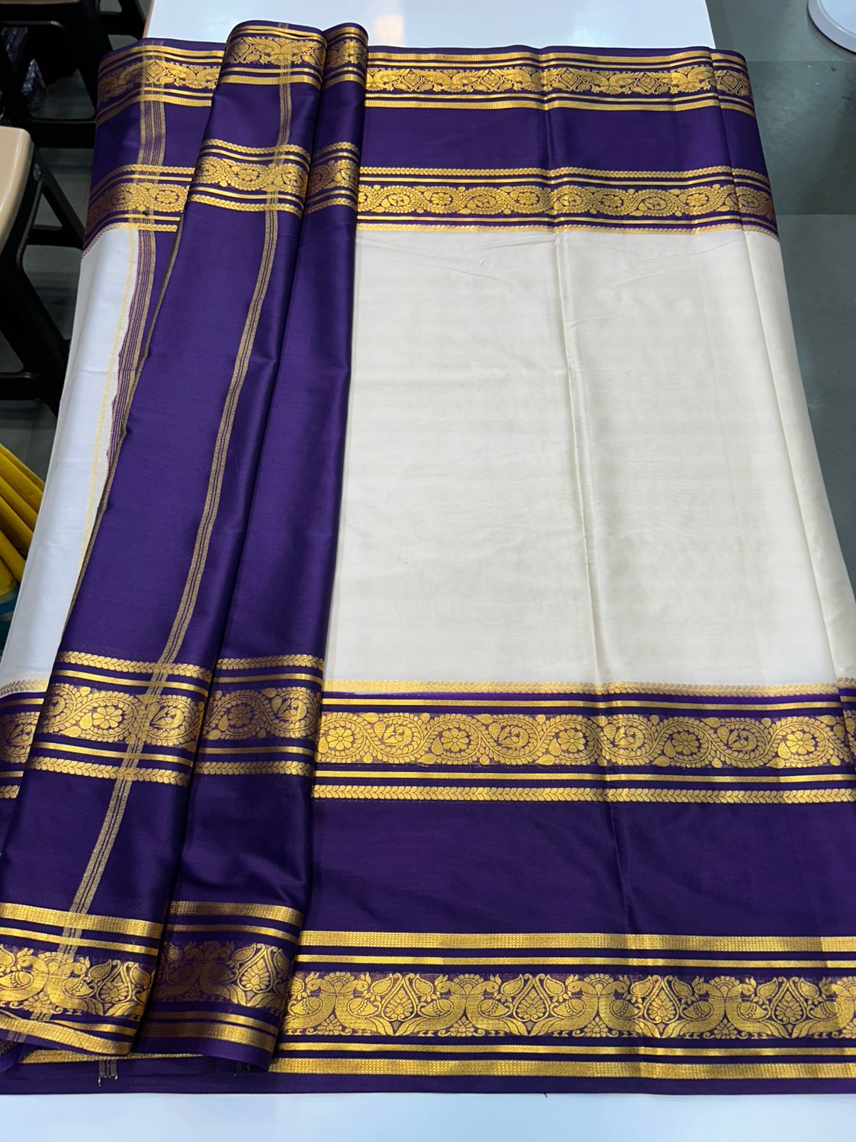 Crepe Big Bentex Border Saree (2439D)