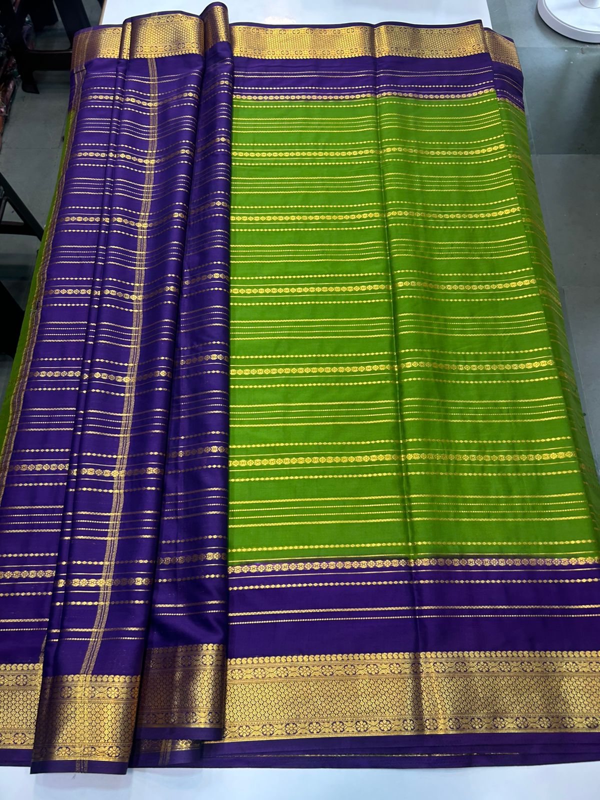 Crepe Lines Saree (2440C)