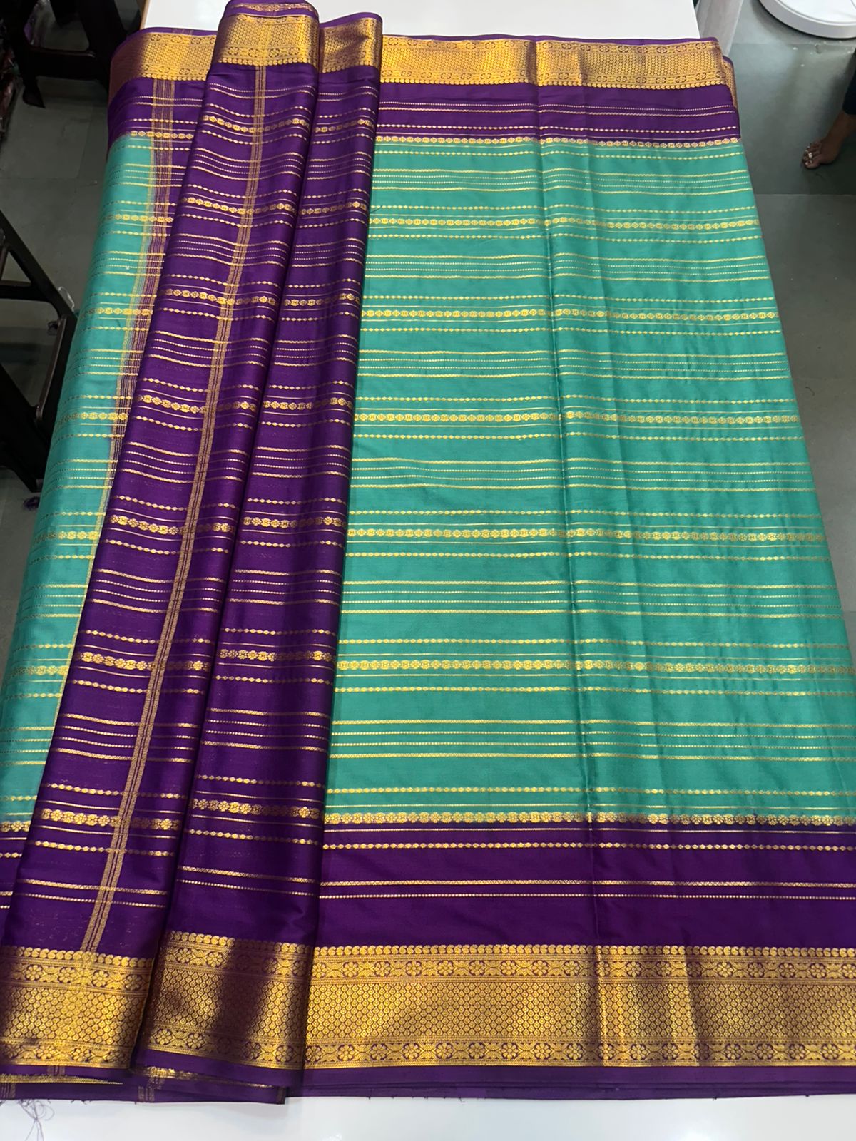 Crepe Lines Saree (2440C)