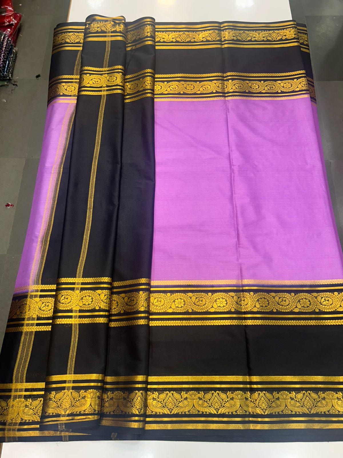 Crepe Big Bentex Saree (2439L)