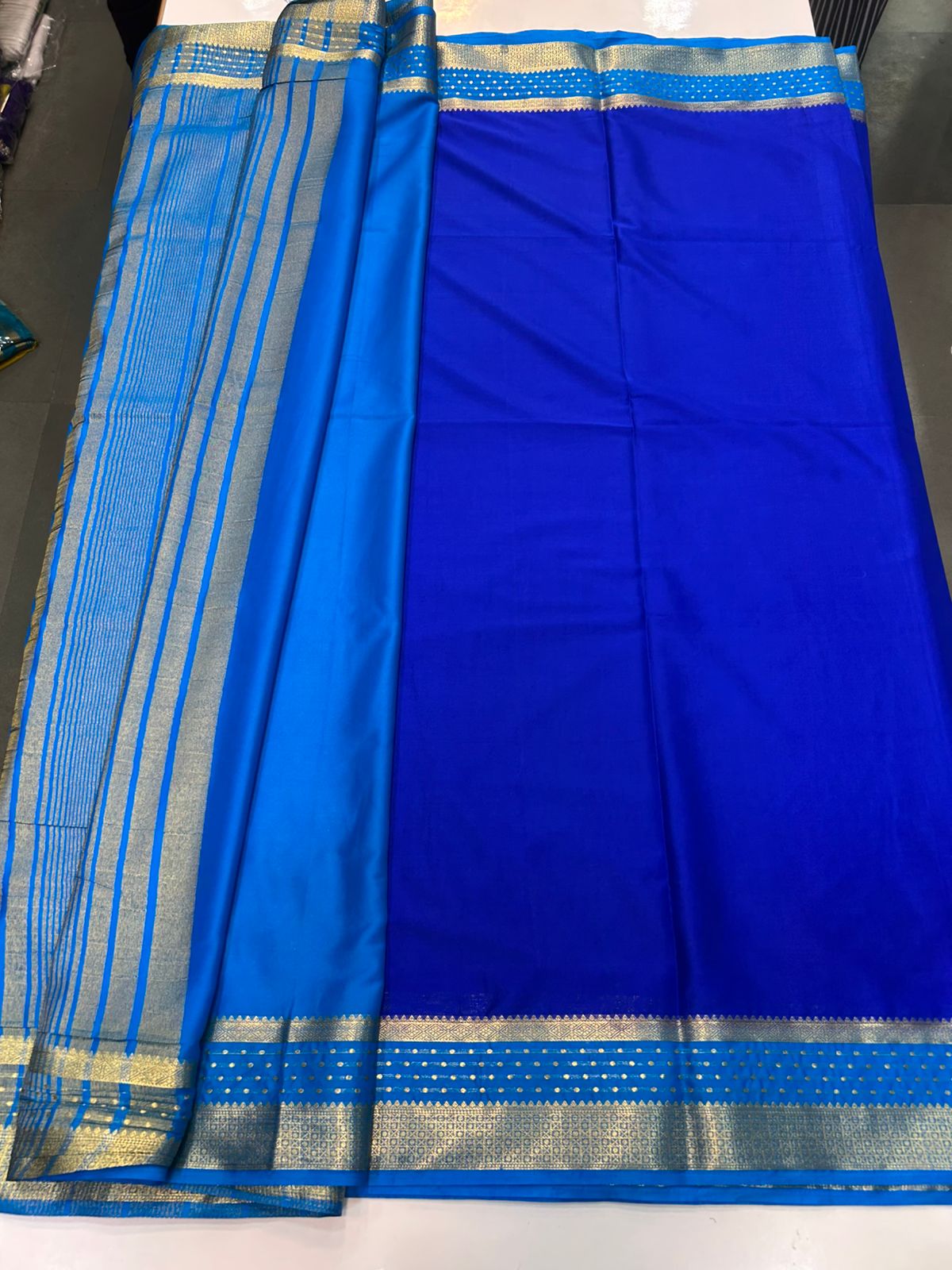 Crepe Premium Saree Contrast Blouse (2440F)