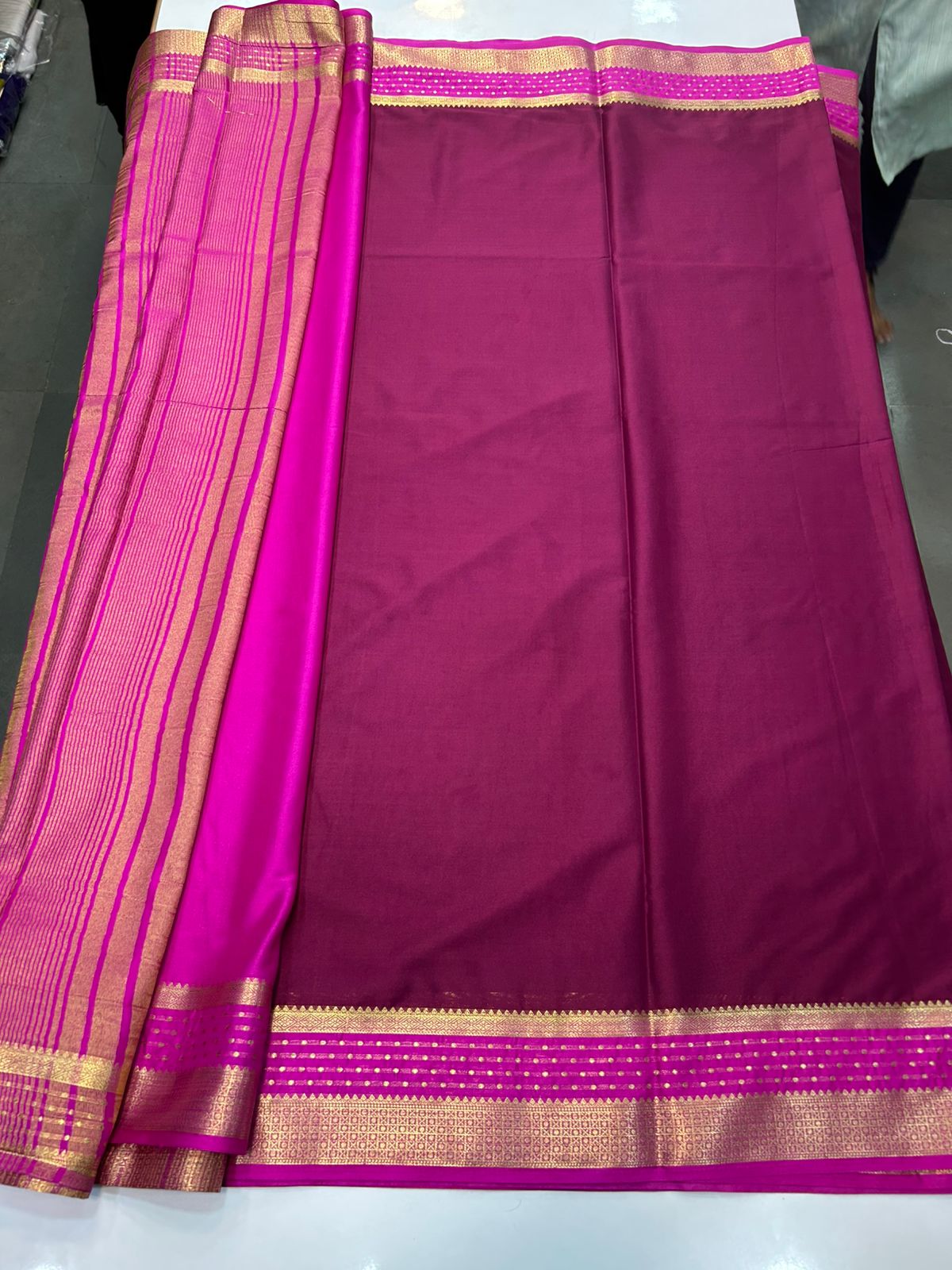 Crepe Premium Saree Contrast Blouse (2440F)