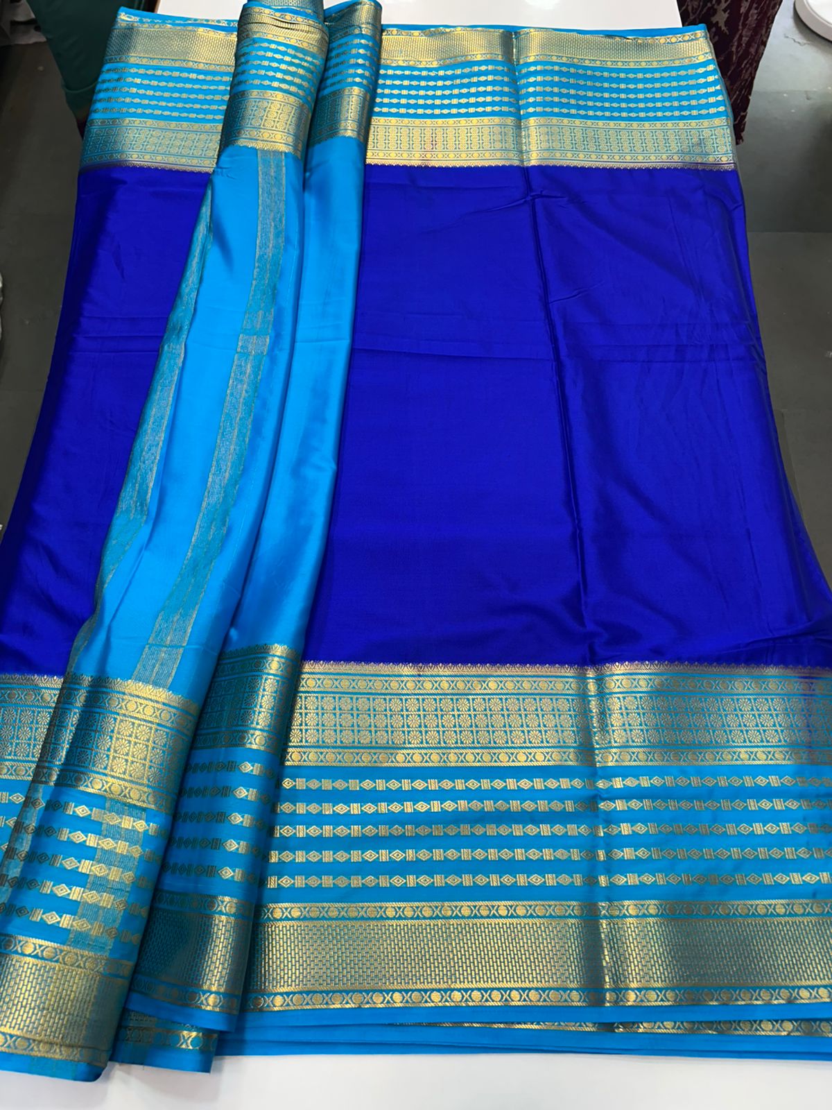 Mysore Crepe Bentex Border Saree (2526)
