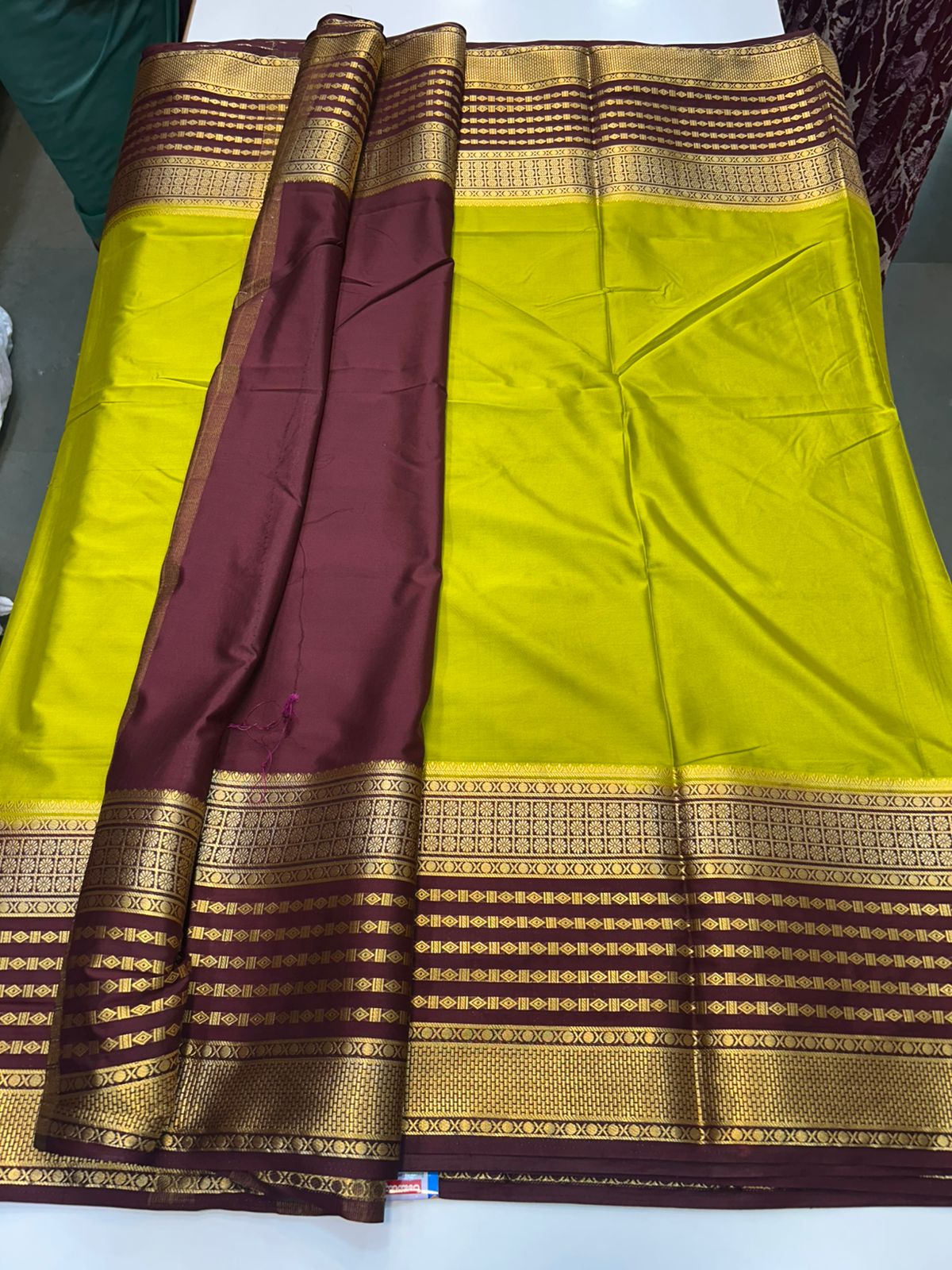 Mysore Crepe Bentex Border Saree (2526)