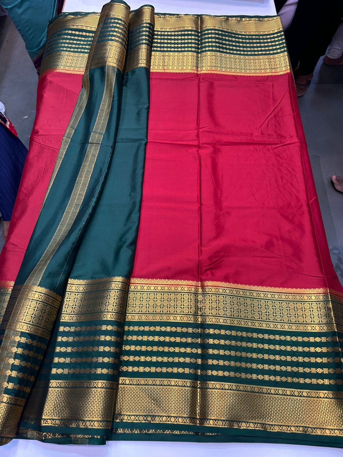 Mysore Crepe Bentex Border Saree (2526)