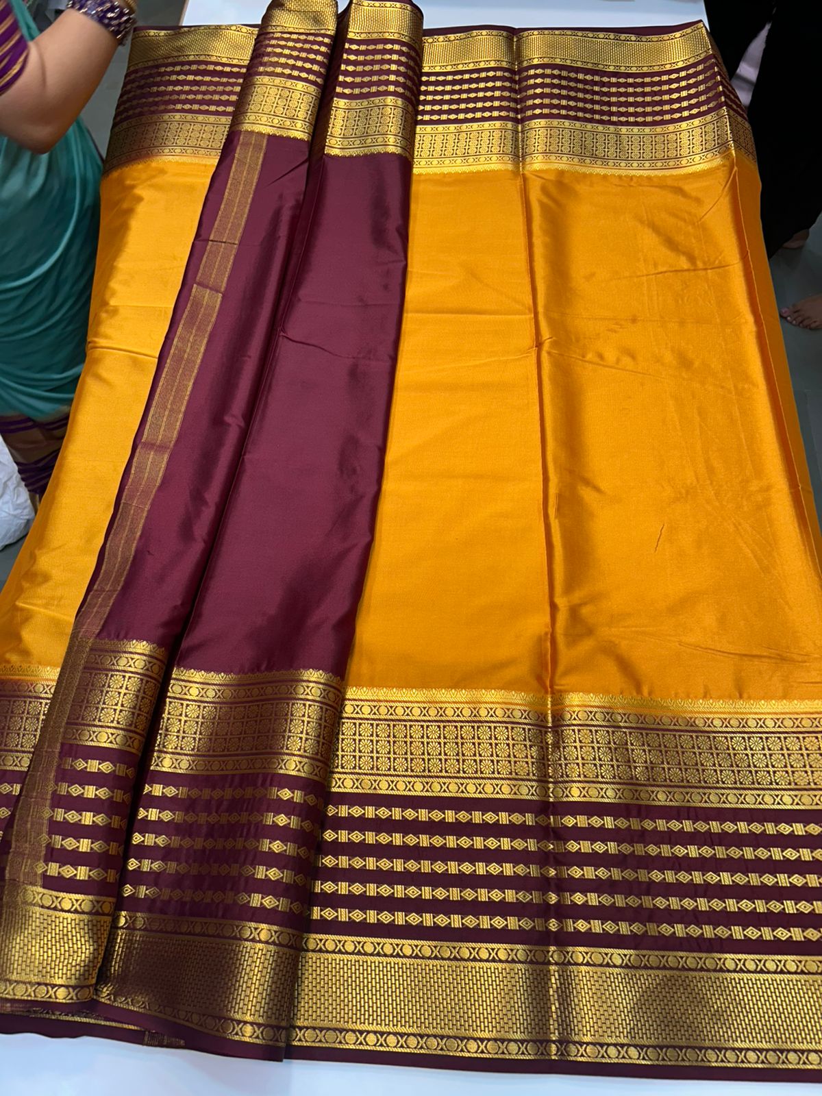 Mysore Crepe Bentex Border Saree (2526)
