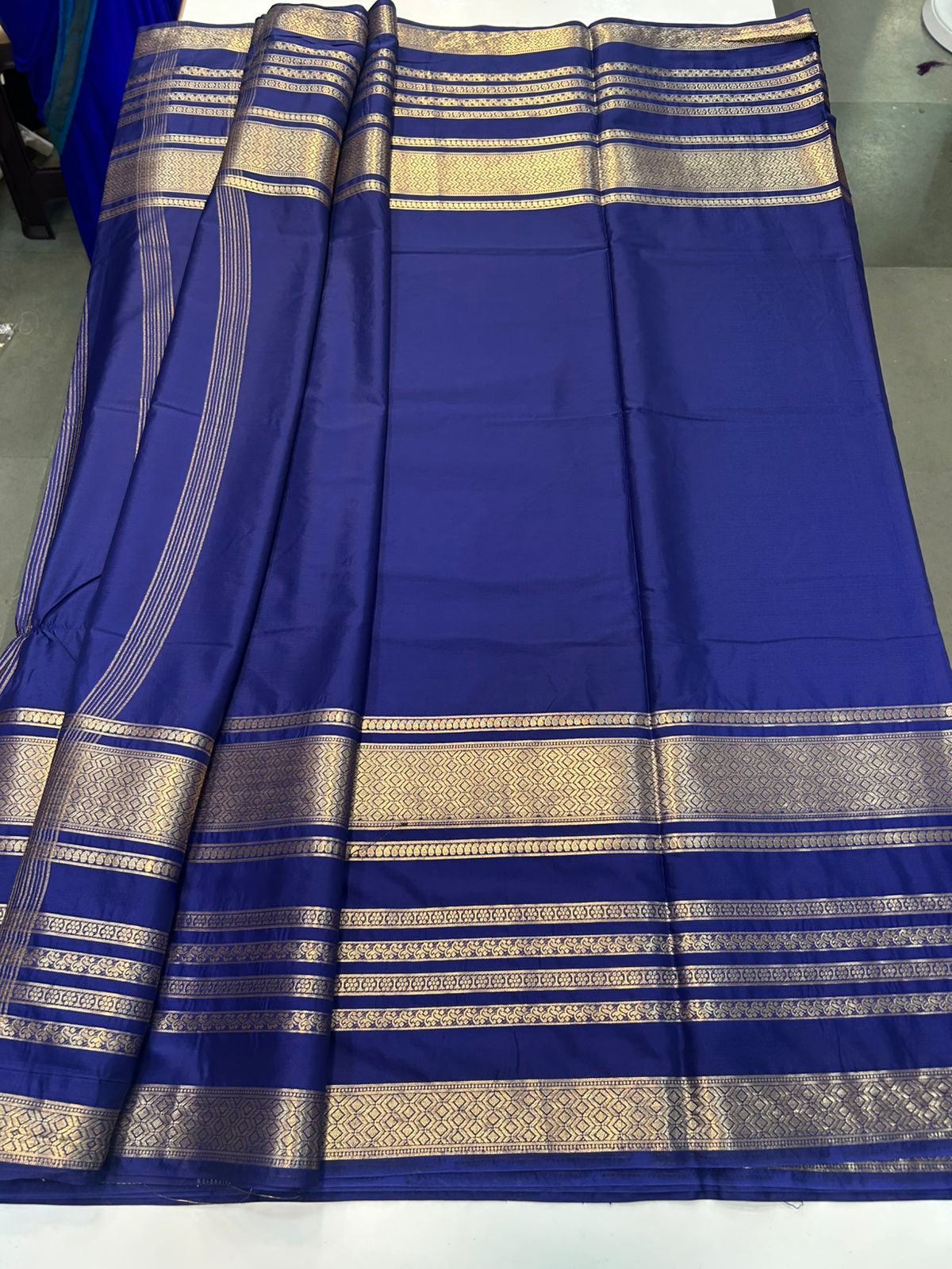 Mysore Crepe Self Big Bentex Saree (2536)