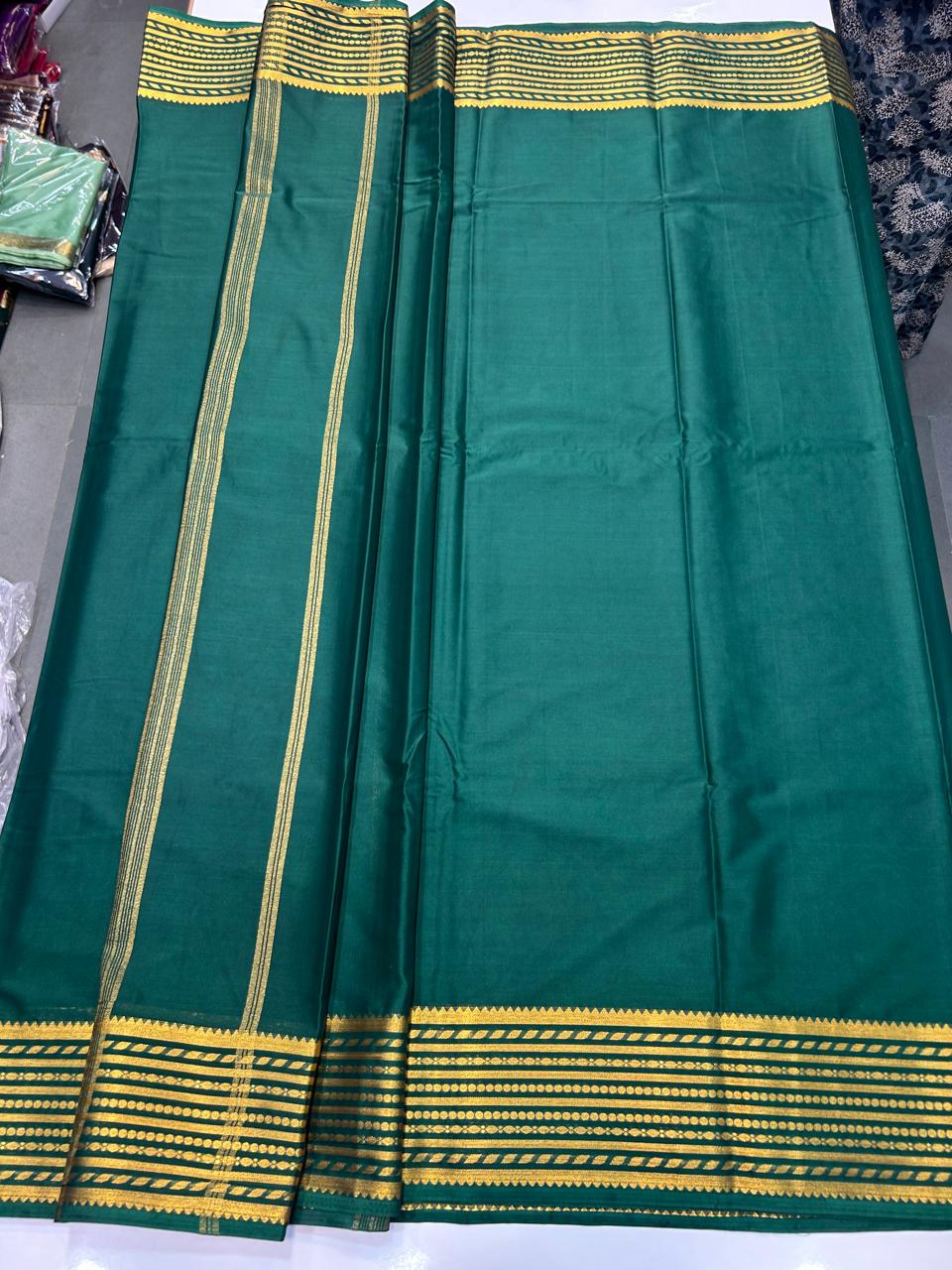 Mysore Crepe Self Saree (2540A)