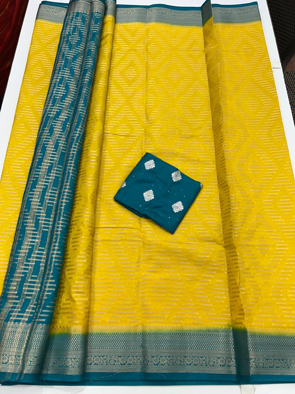 Viscos Georgette Diamond Saree (2604)
