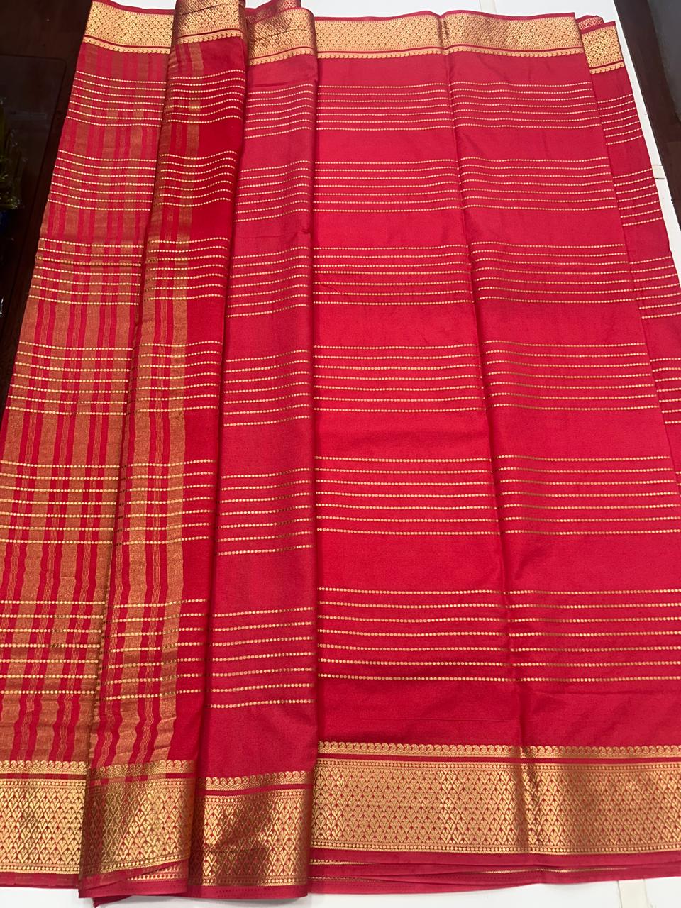 Crepe Georgette Body Lines Saree (2623B)