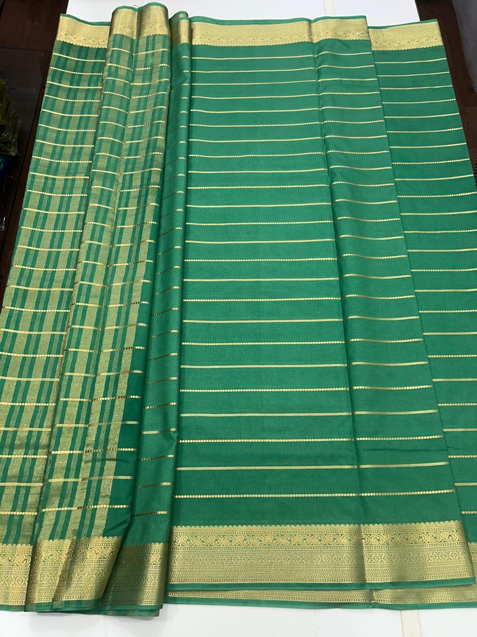 Crepe Georgette Body Lines Saree (2623A)