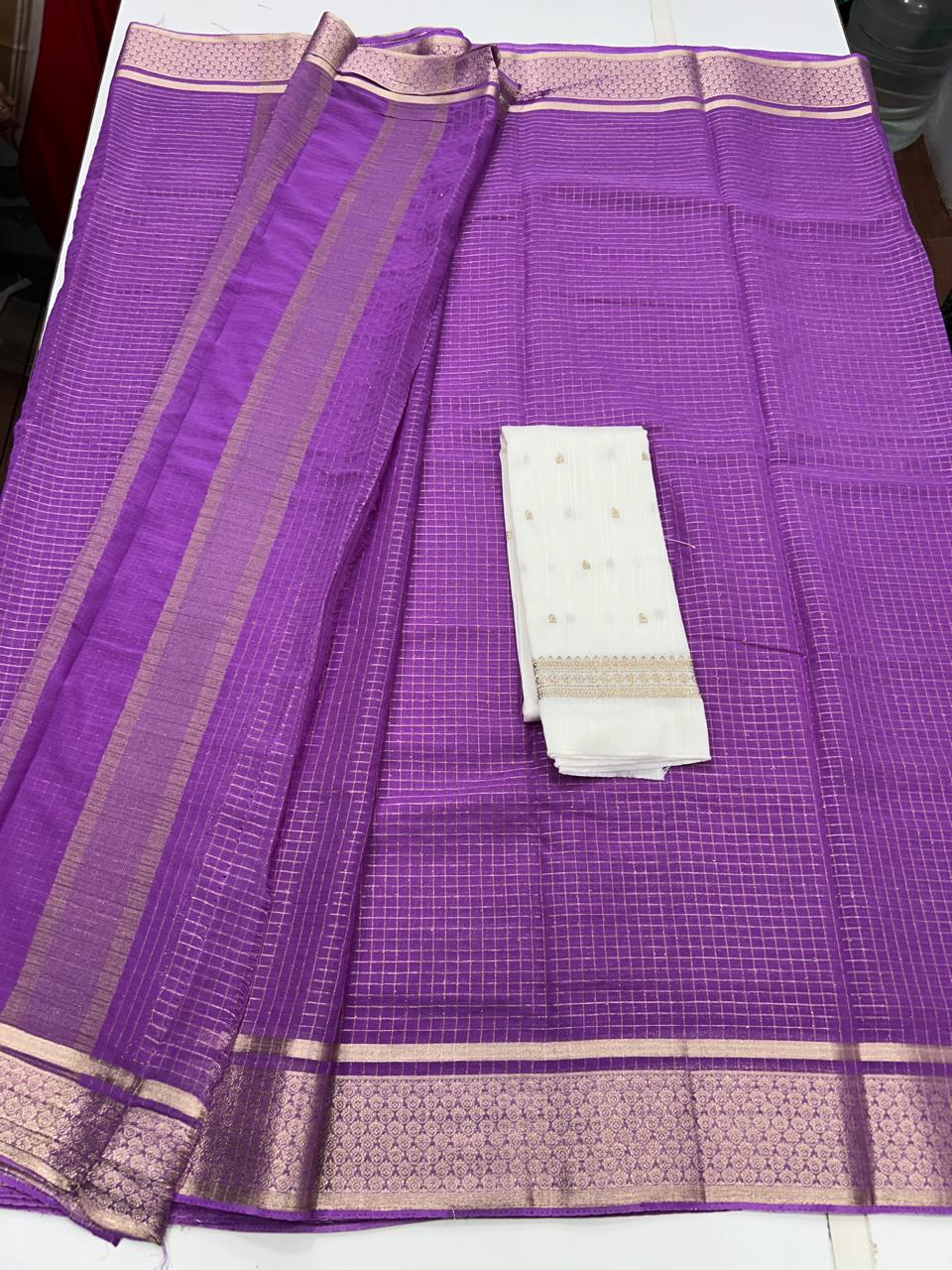 Chinnon Self Chex Saree (2674)