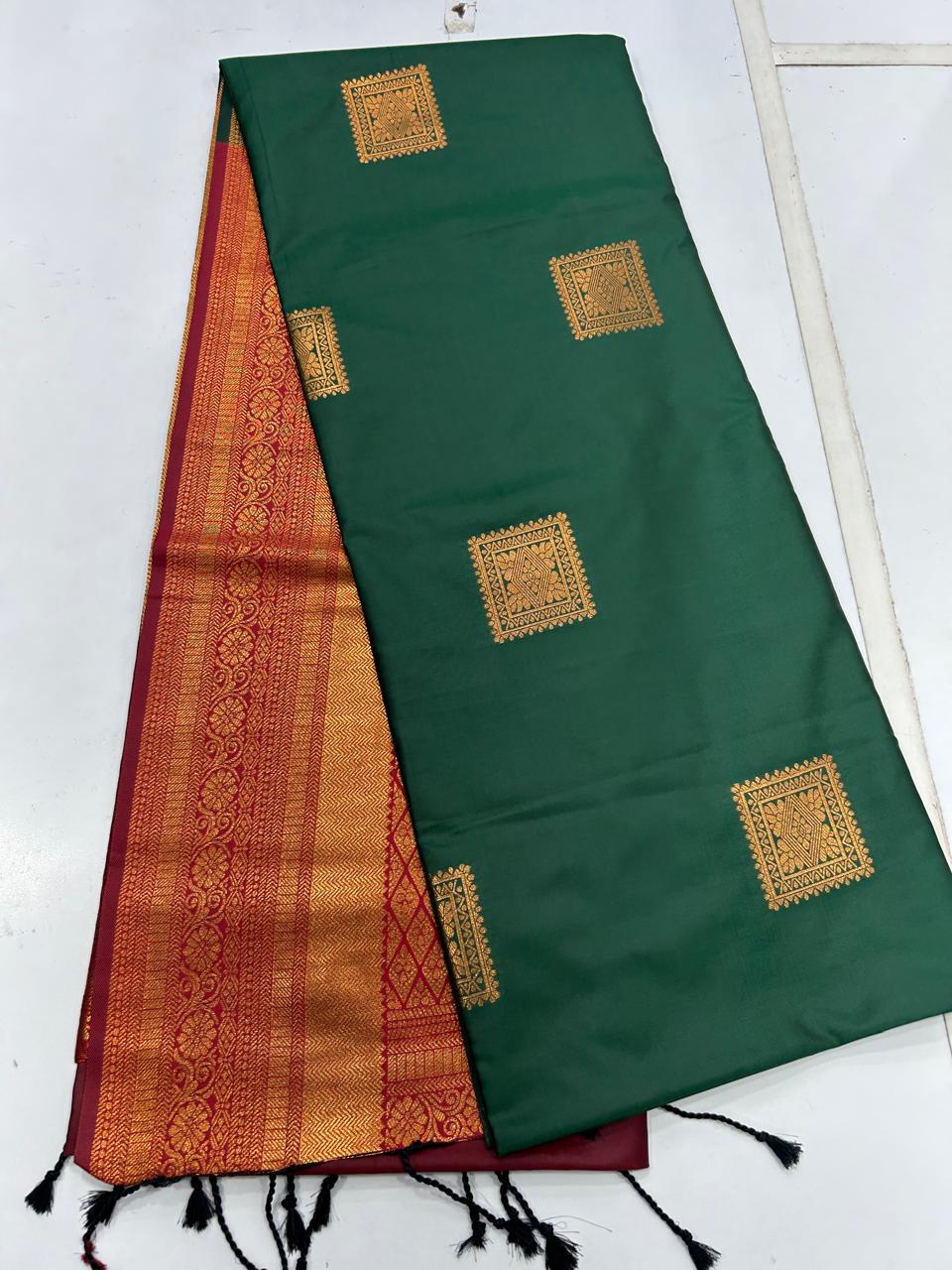 Soft Silk Butta Saree (2370)