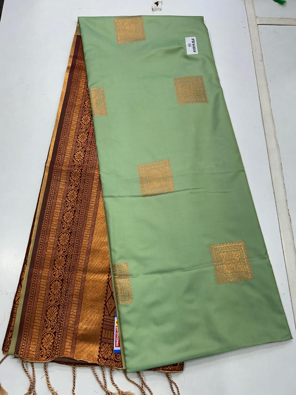 Soft Silk Butta Saree (2370)