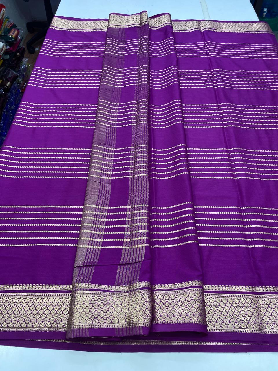 Crepe Georgette Body Lines Saree (2623C)