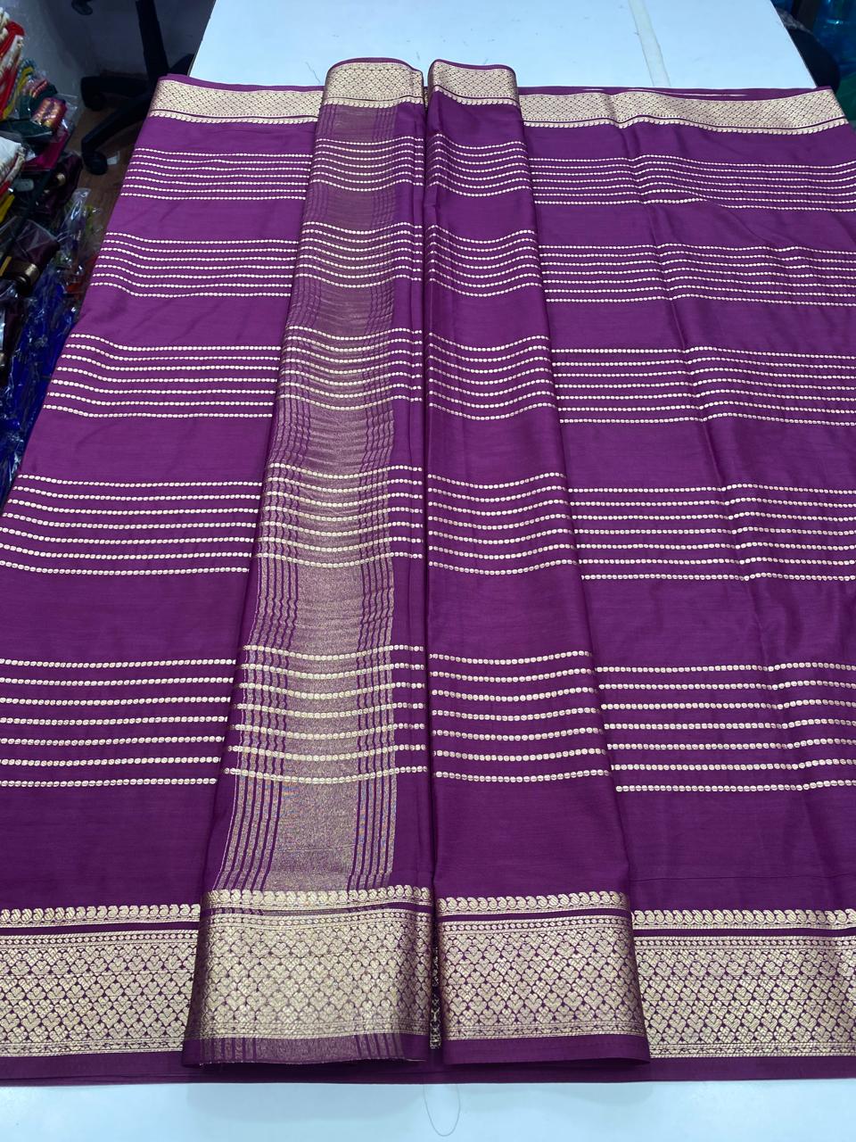 Crepe Georgette Body Lines Saree (2623C)