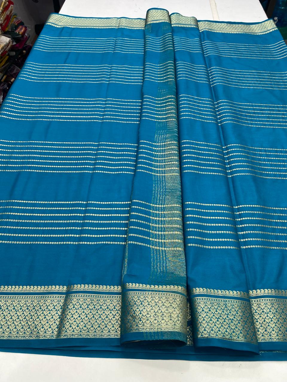 Crepe Georgette Body Lines Saree (2623C)