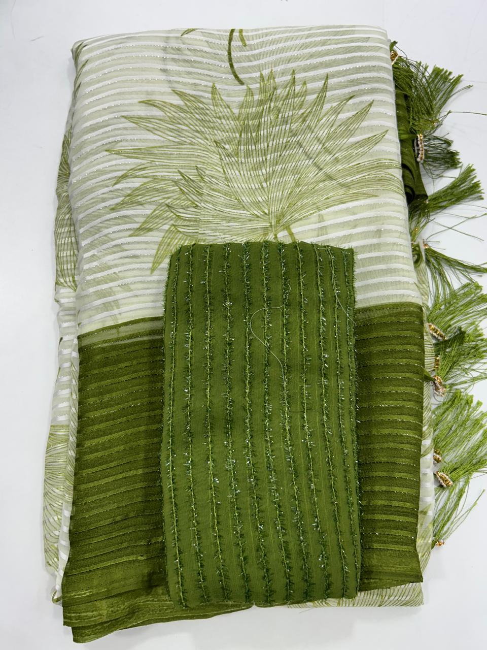 Fancy Georgette Flower Butta Saree (2721)