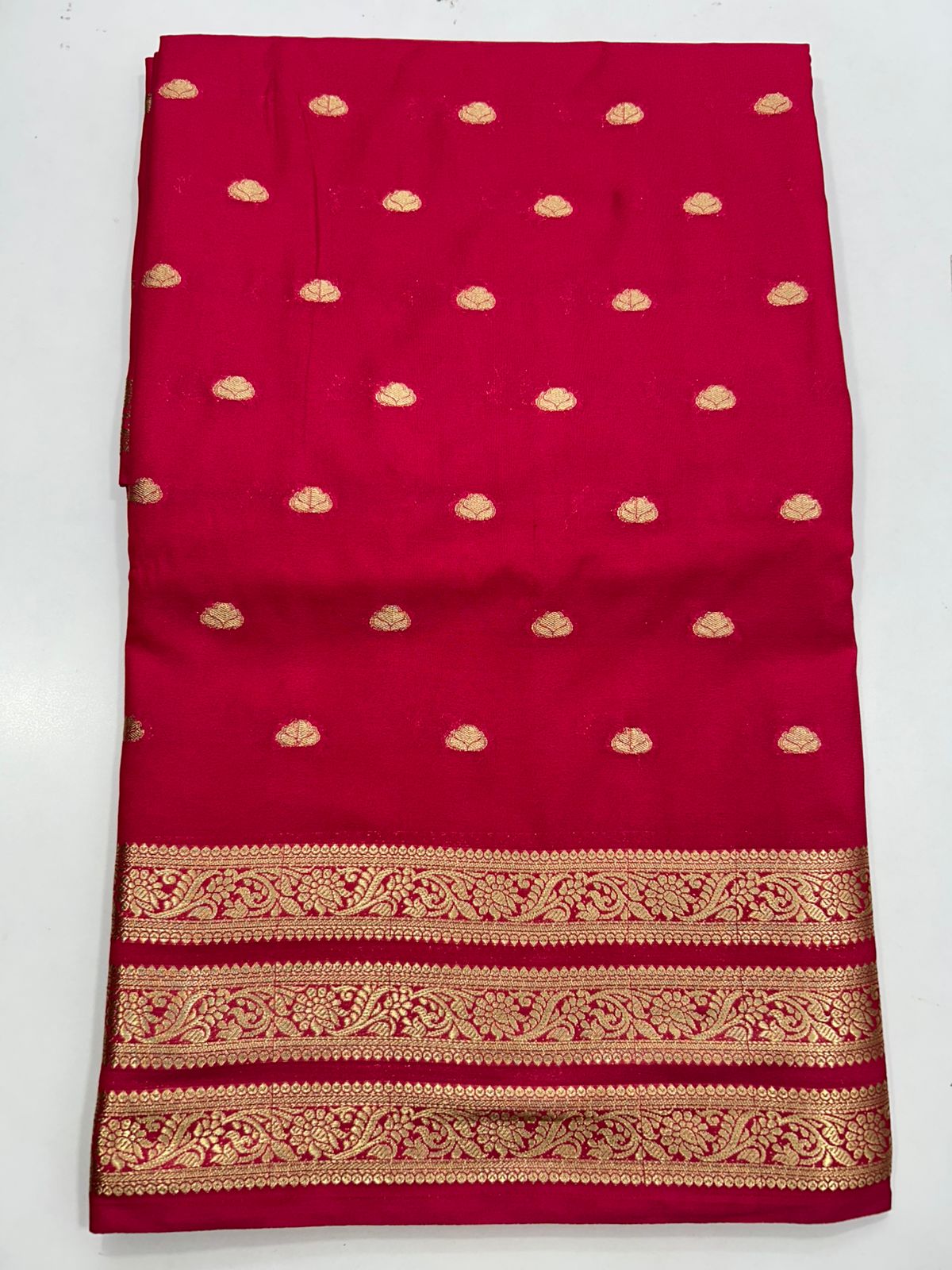 Crepe Georgette Self Saree (2778)