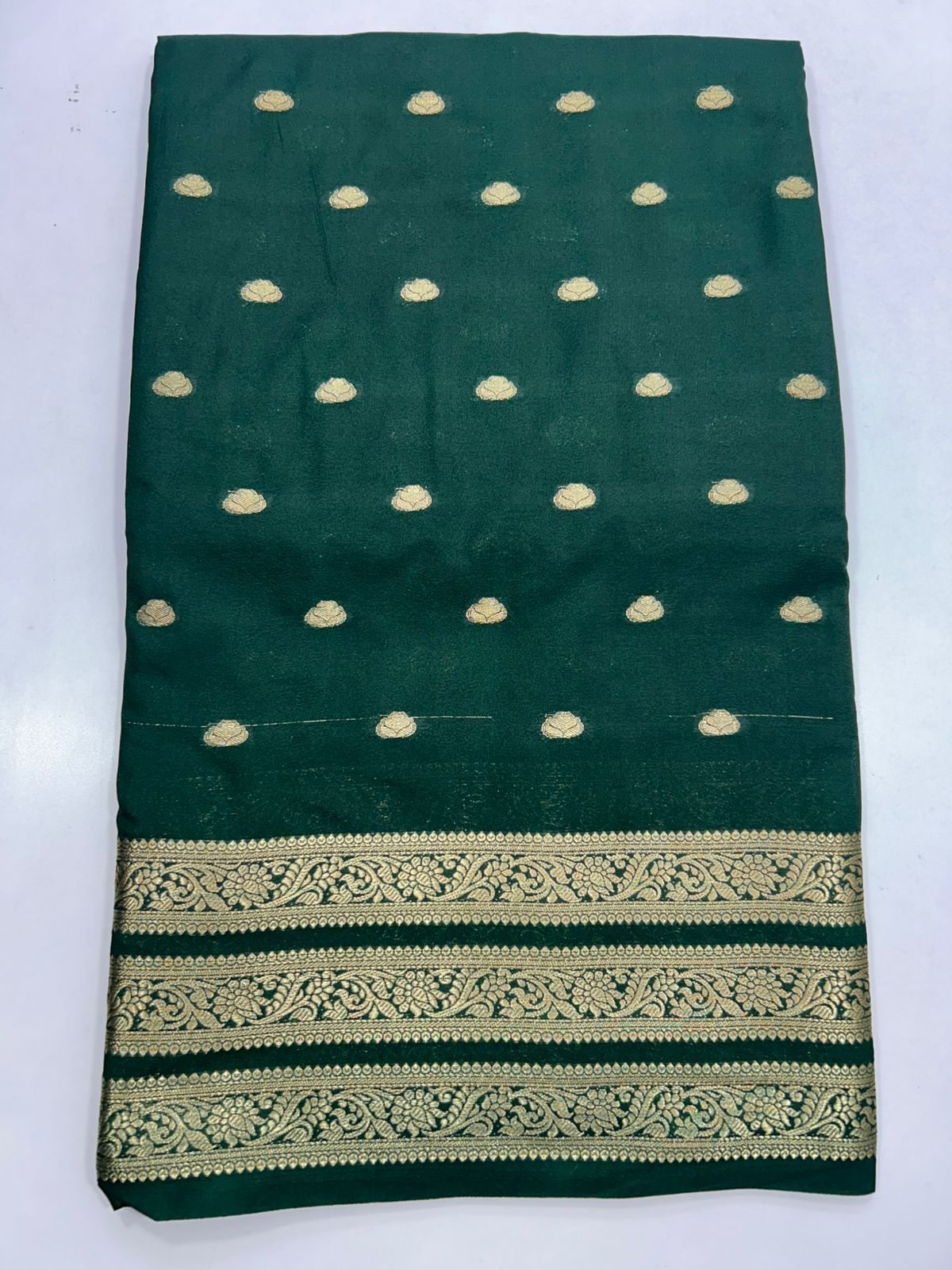Crepe Georgette Self Saree (2778)