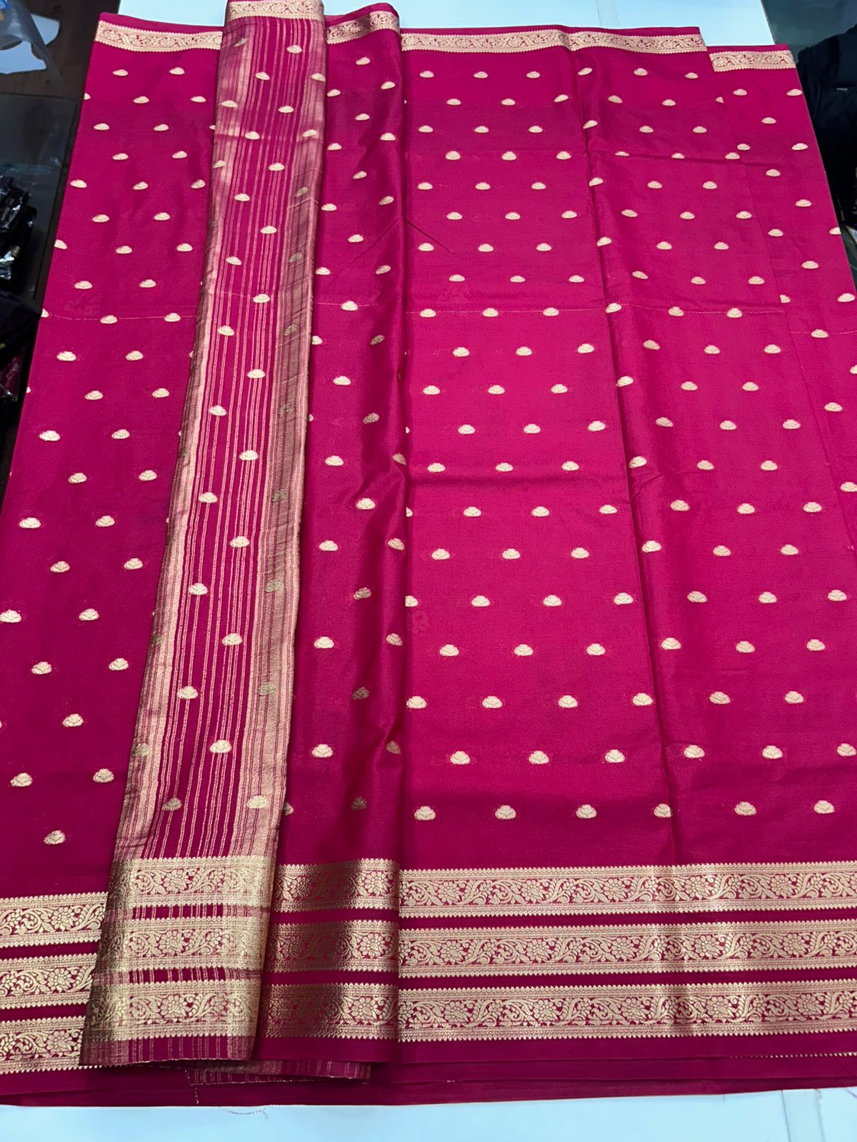 Crepe Georgette Self Saree (2778)