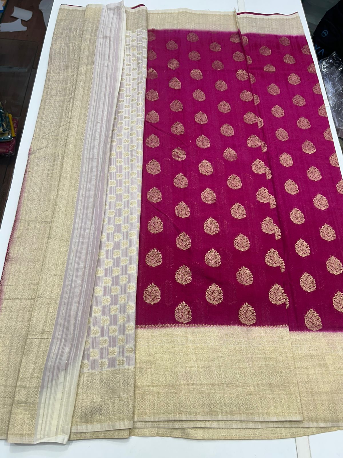 Khaddi Georgette Butta Saree (2784)