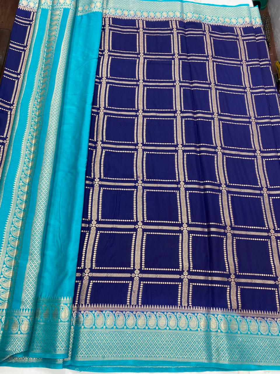 Mysore Crepe Checks Saree (2855B)