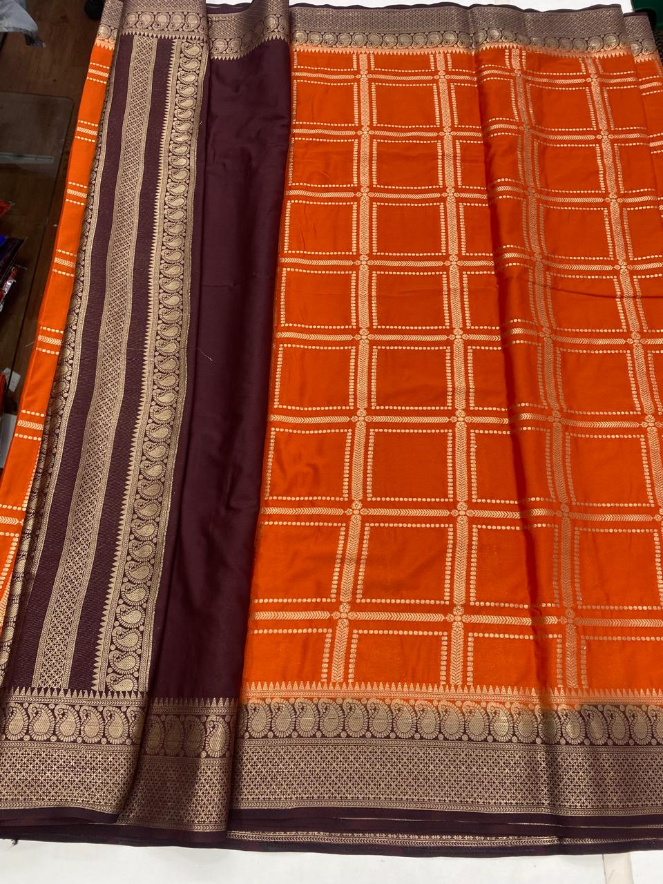 Mysore Crepe Checks Saree (2855B)