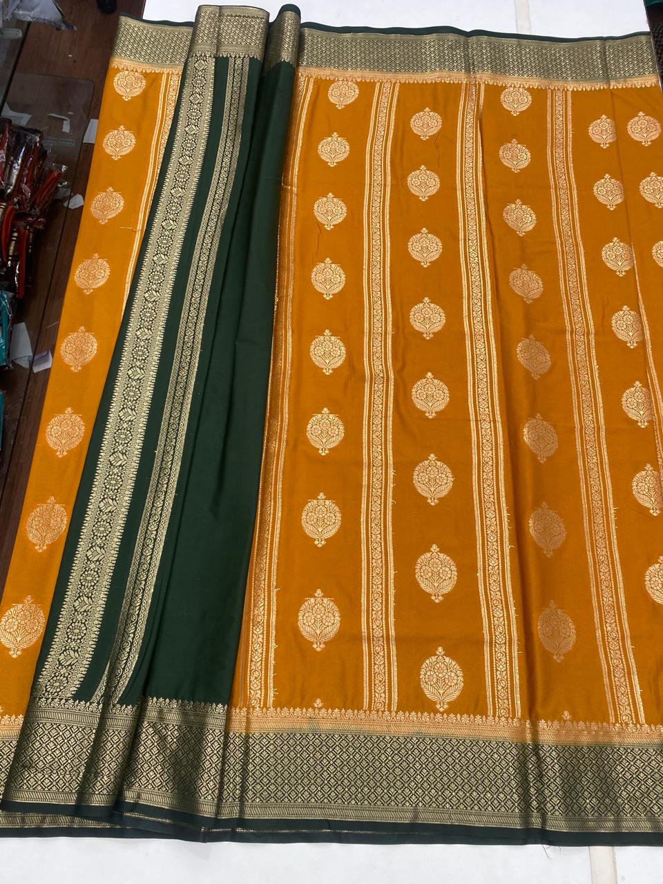 Mysore Crepe Butta Lines Saree (2855)