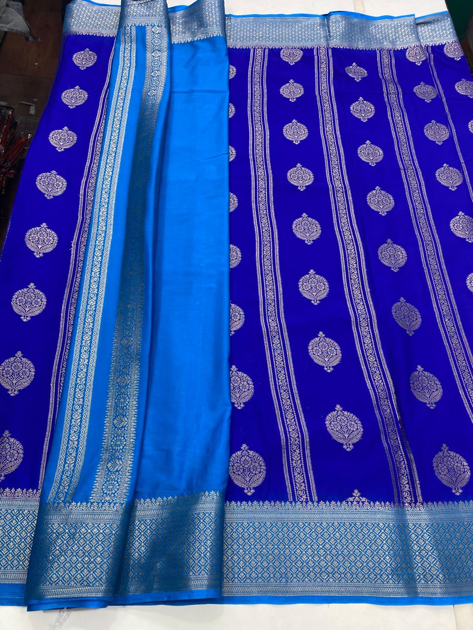 Mysore Crepe Butta Lines Saree (2855)