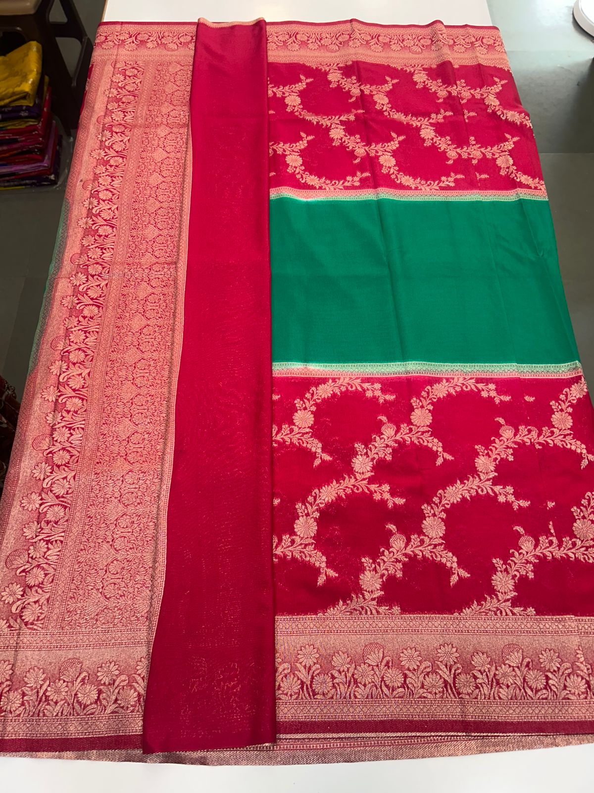 Khaddi Georgette Big Jal Border Saree (2893)