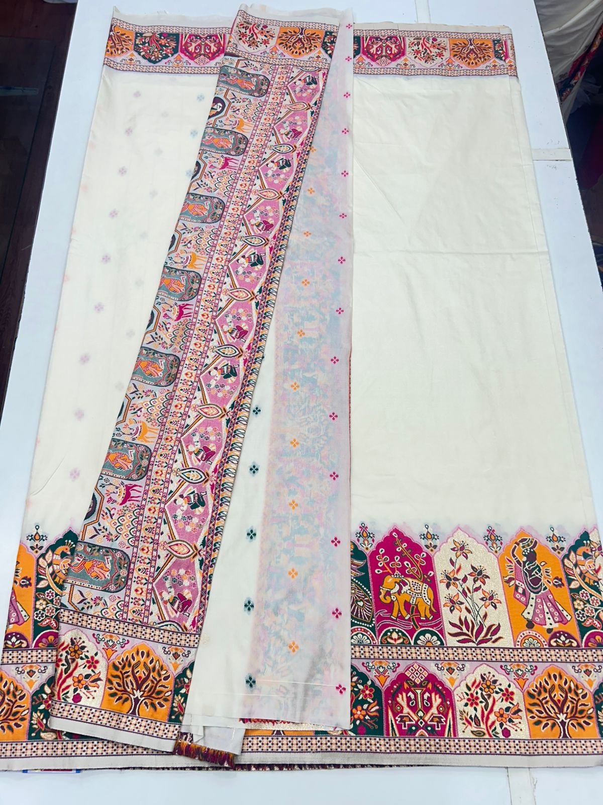 Pashmeena Off White Saree (2565A)