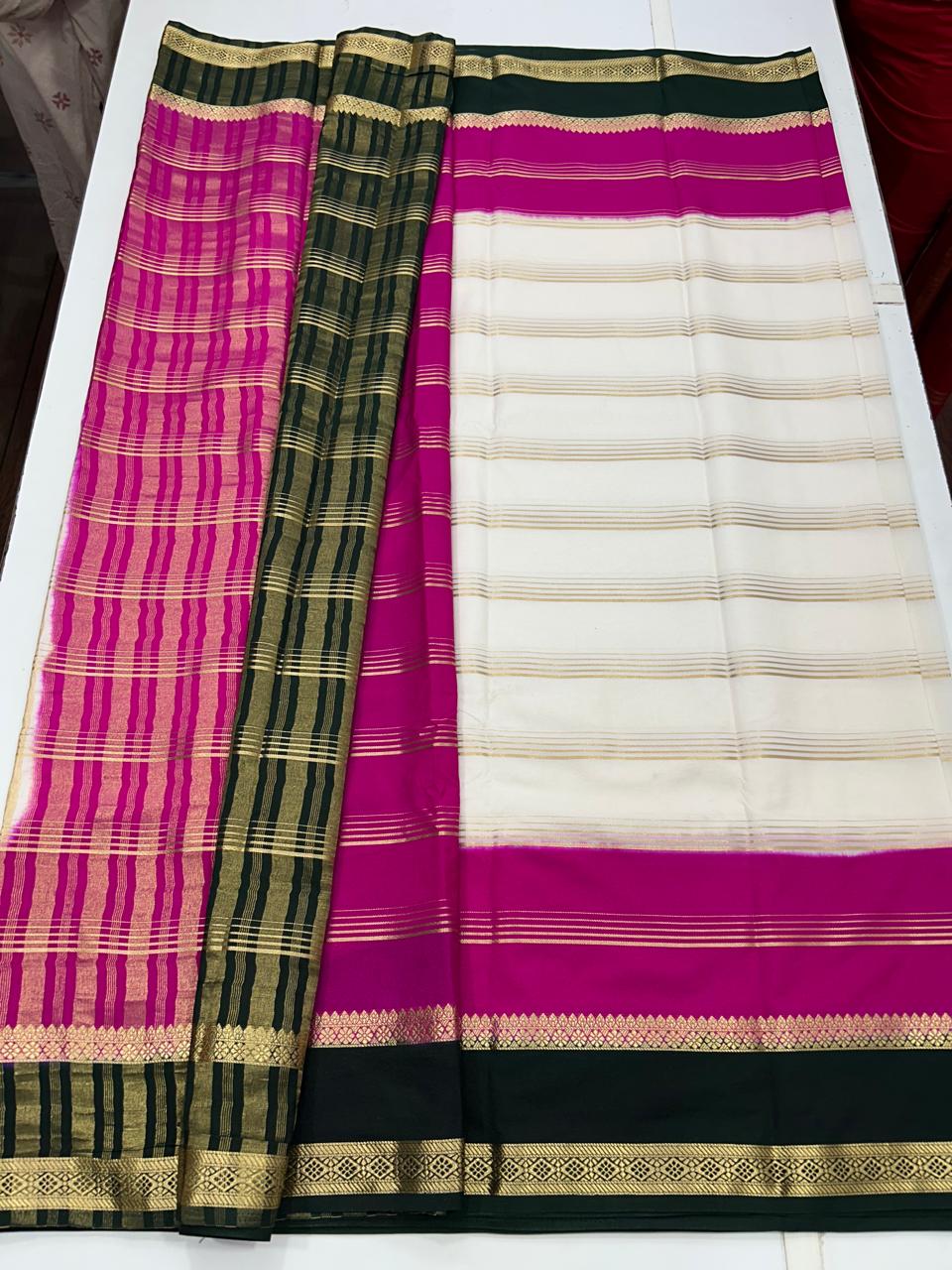 Crepe Georgette 3D Saree (2550B)-1