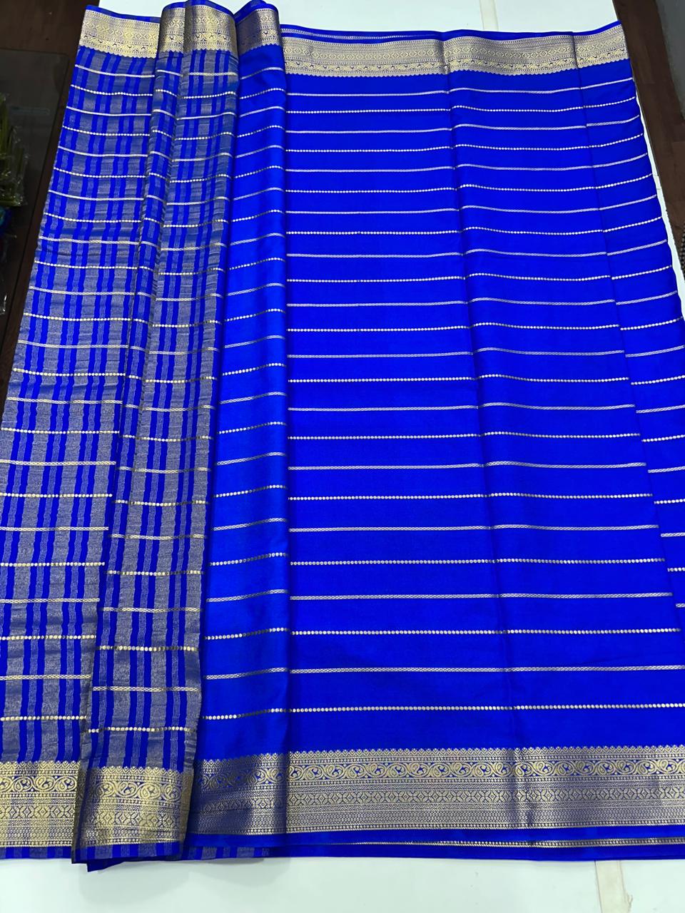 Crepe Georgette Body Lines Saree (2623A)