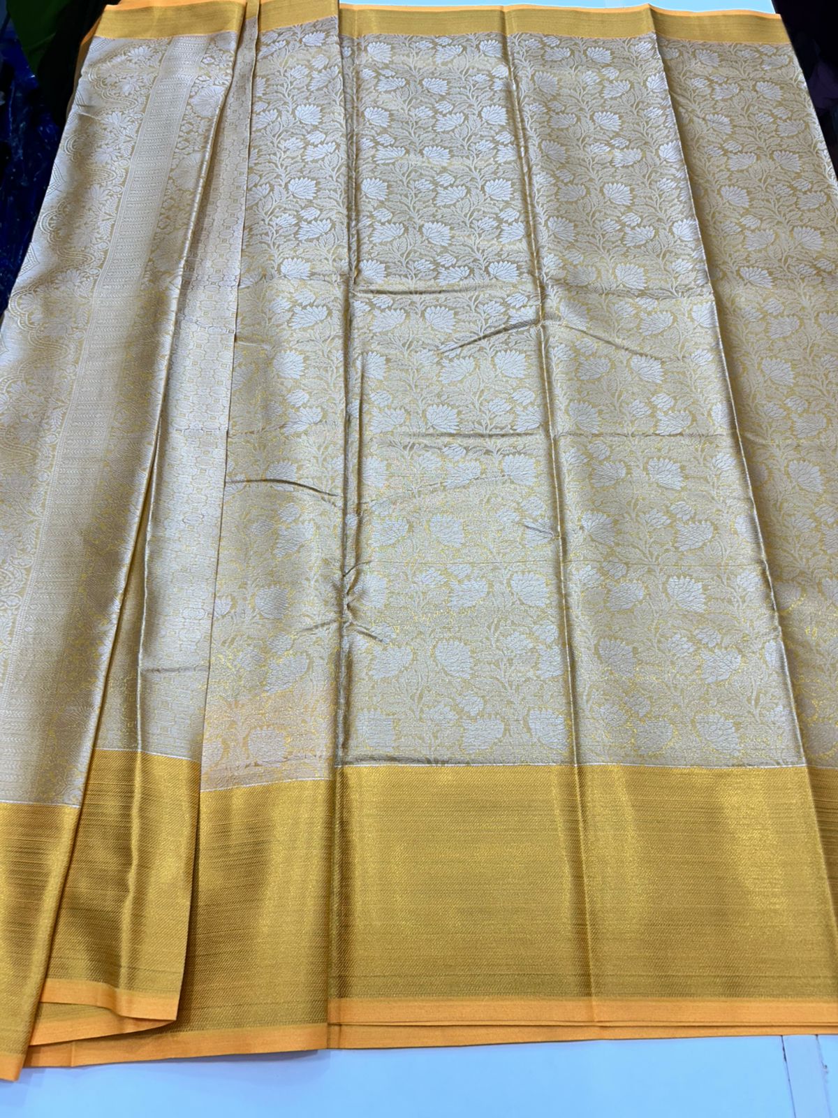 Semi Silk Gold Brocket Saree (2717)
