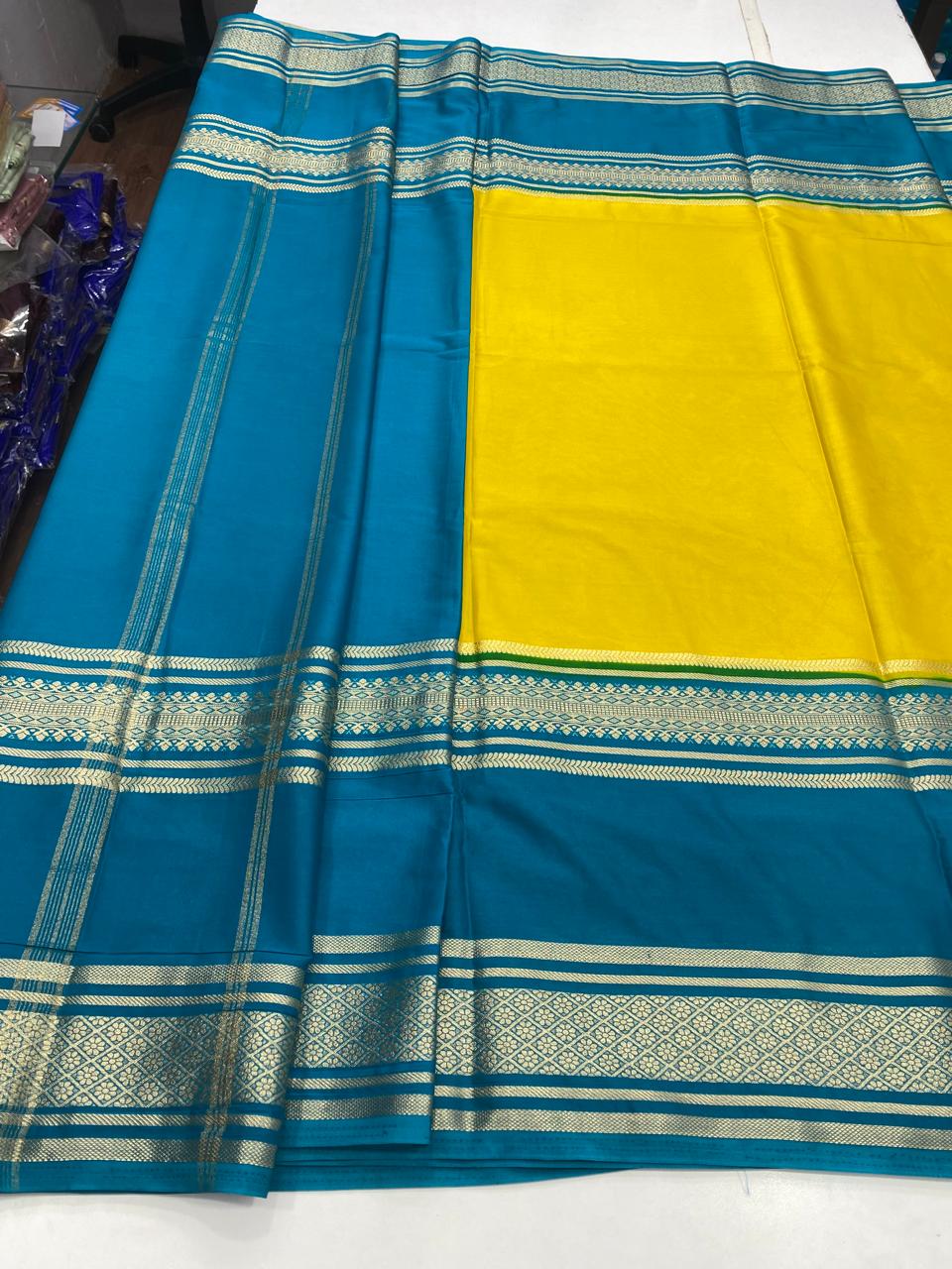 Mysore Crepe Big Border Saree (2757F)
