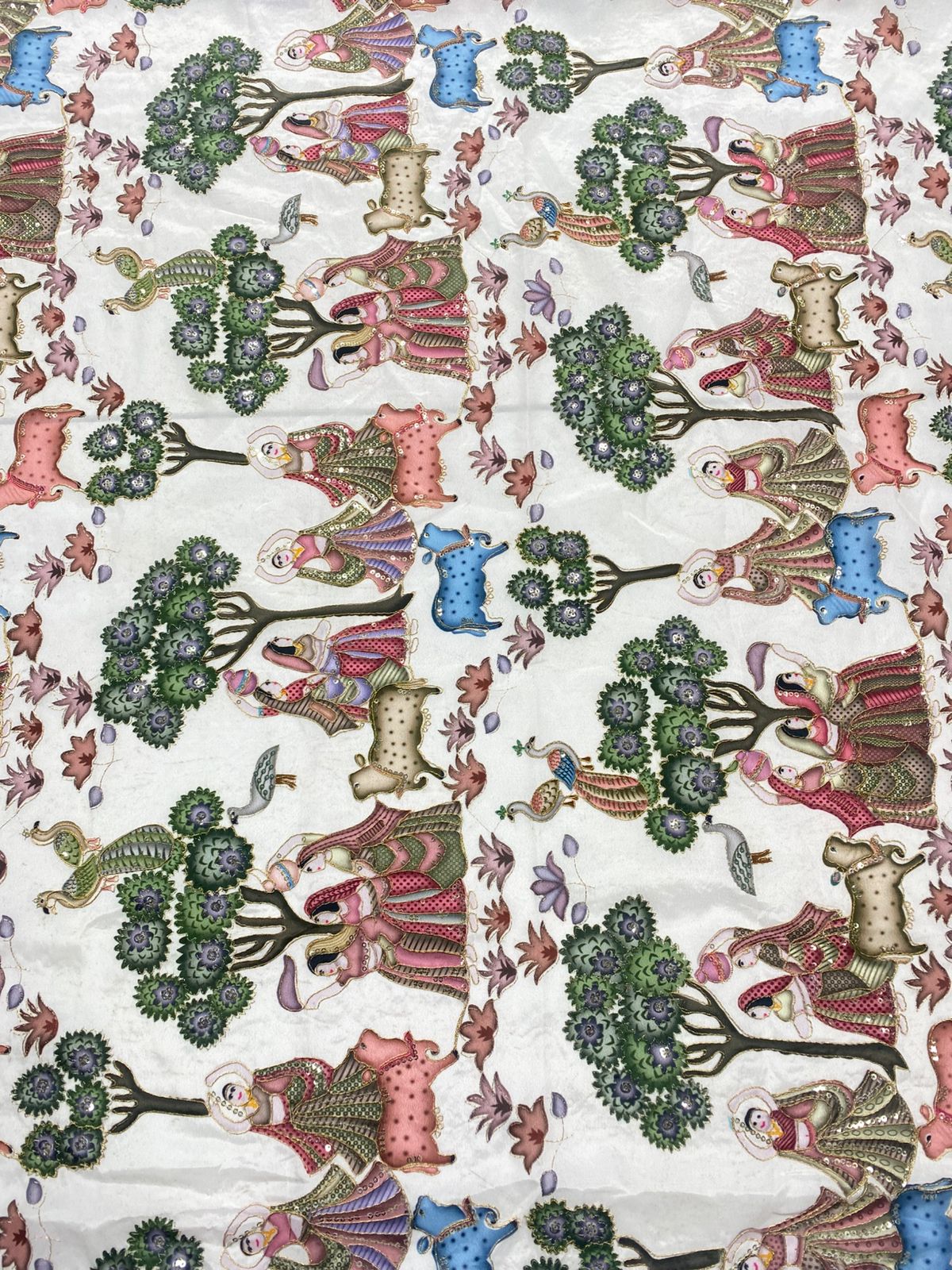 Natural Crepe Position Printed Embroidery Blouse(3217L)