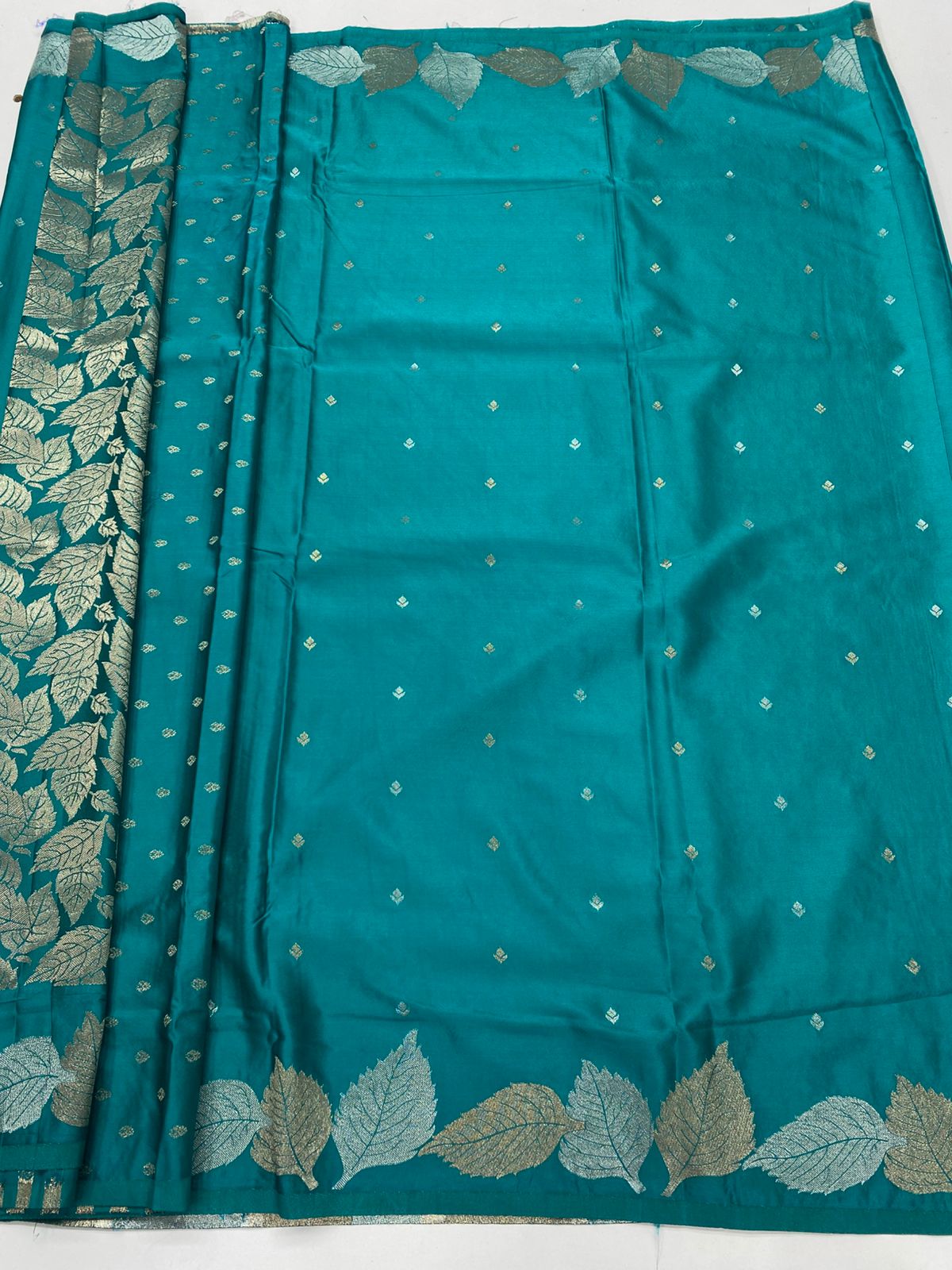 Semi Silk Butta Saree ( 3376-R16 )