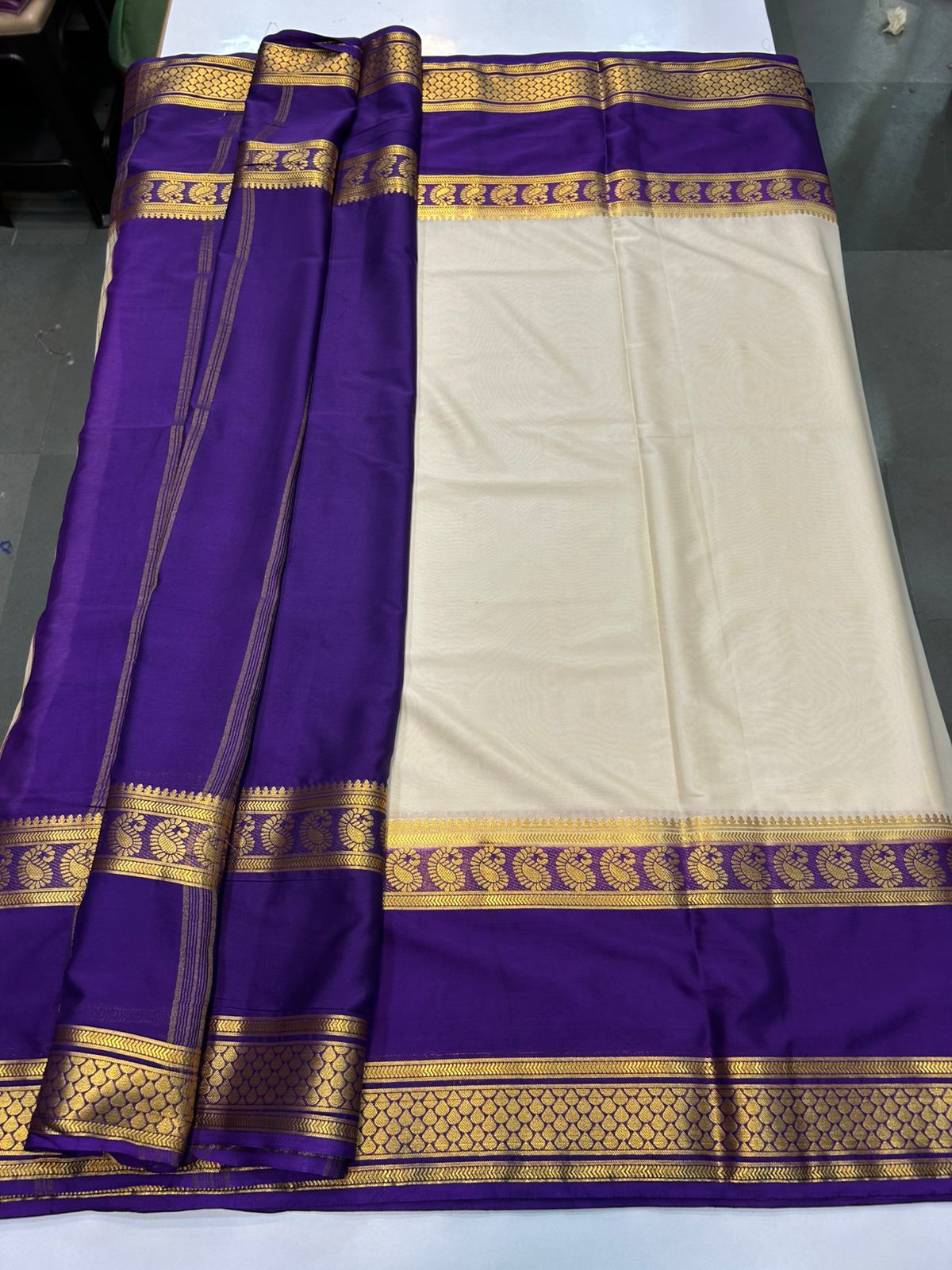 Crepe Mango Big Bentex Saree (2510B)