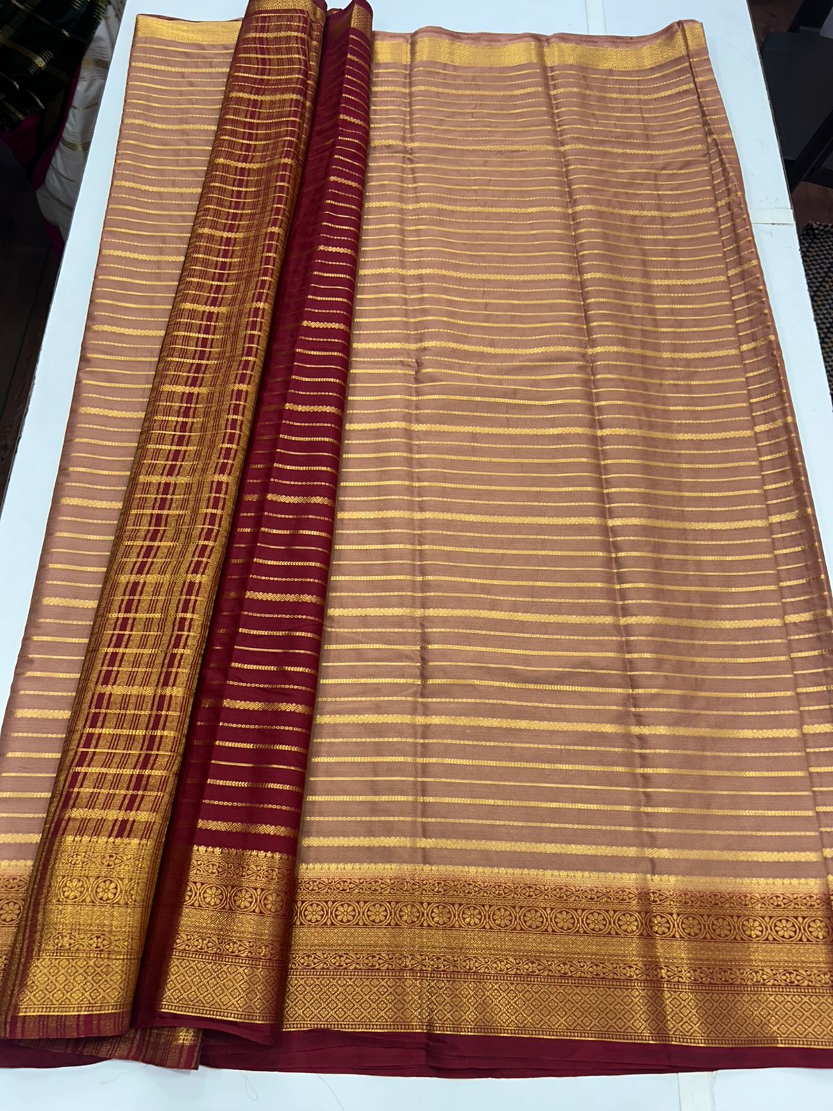 Crepe Georgette Body Lines Saree (2551)