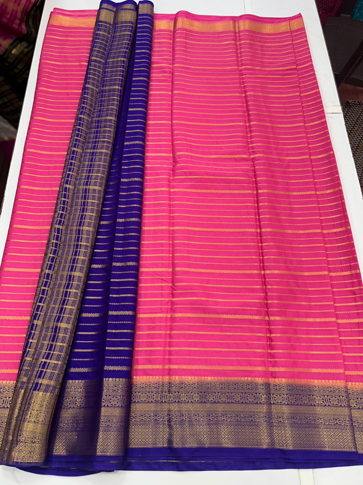 Crepe Georgette Body Lines Saree (2551)