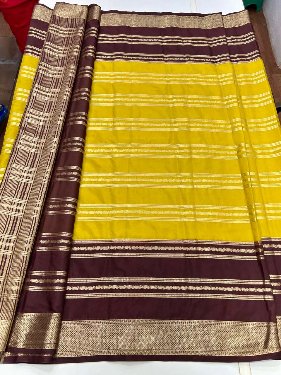 Mysore Crepe Big Border Saree (2598)