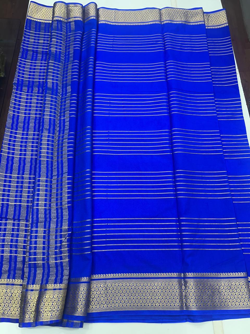 Crepe Georgette Body Lines Saree (2623B)