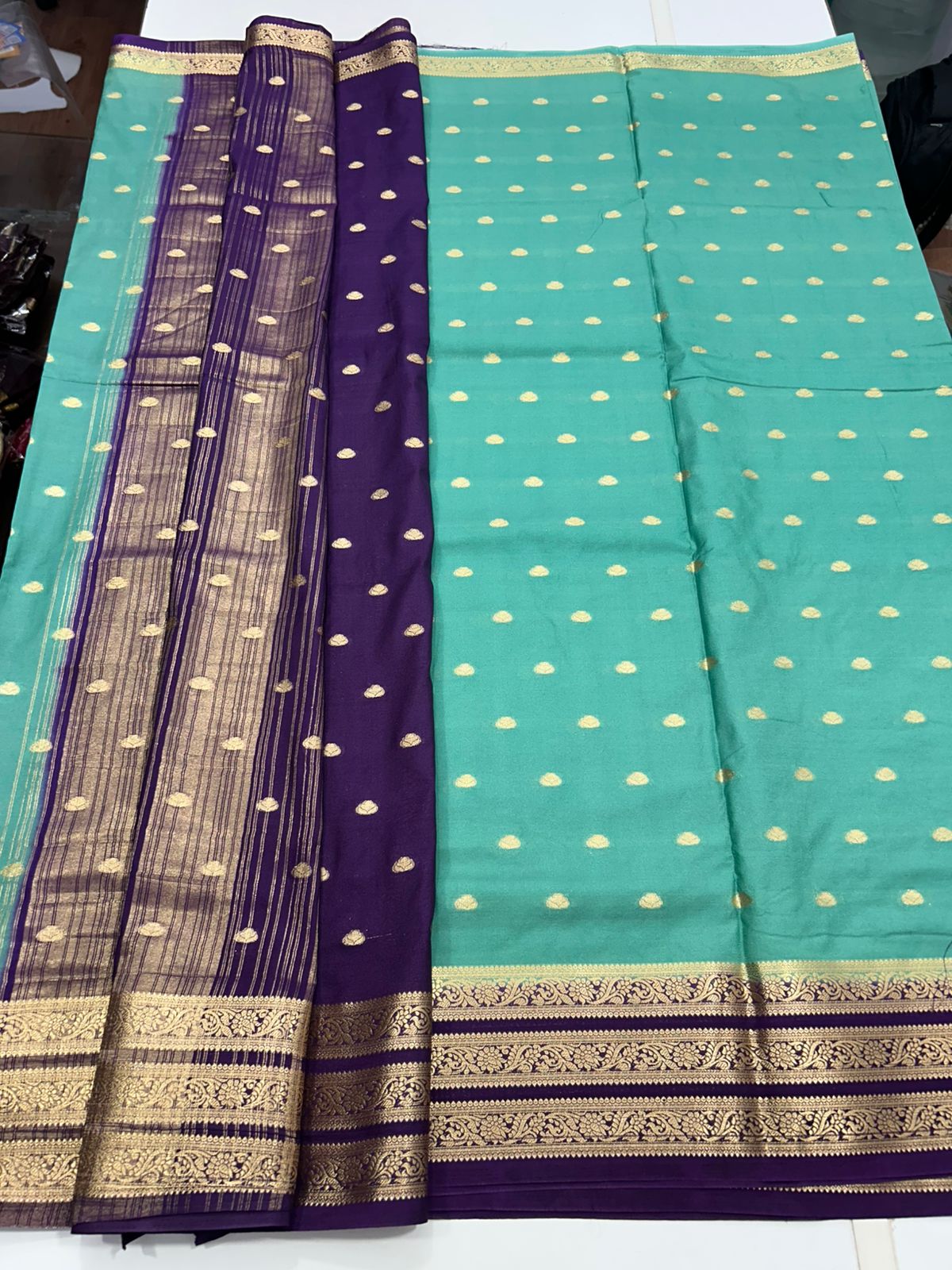 Crepe Georgette Butta Saree (2780)