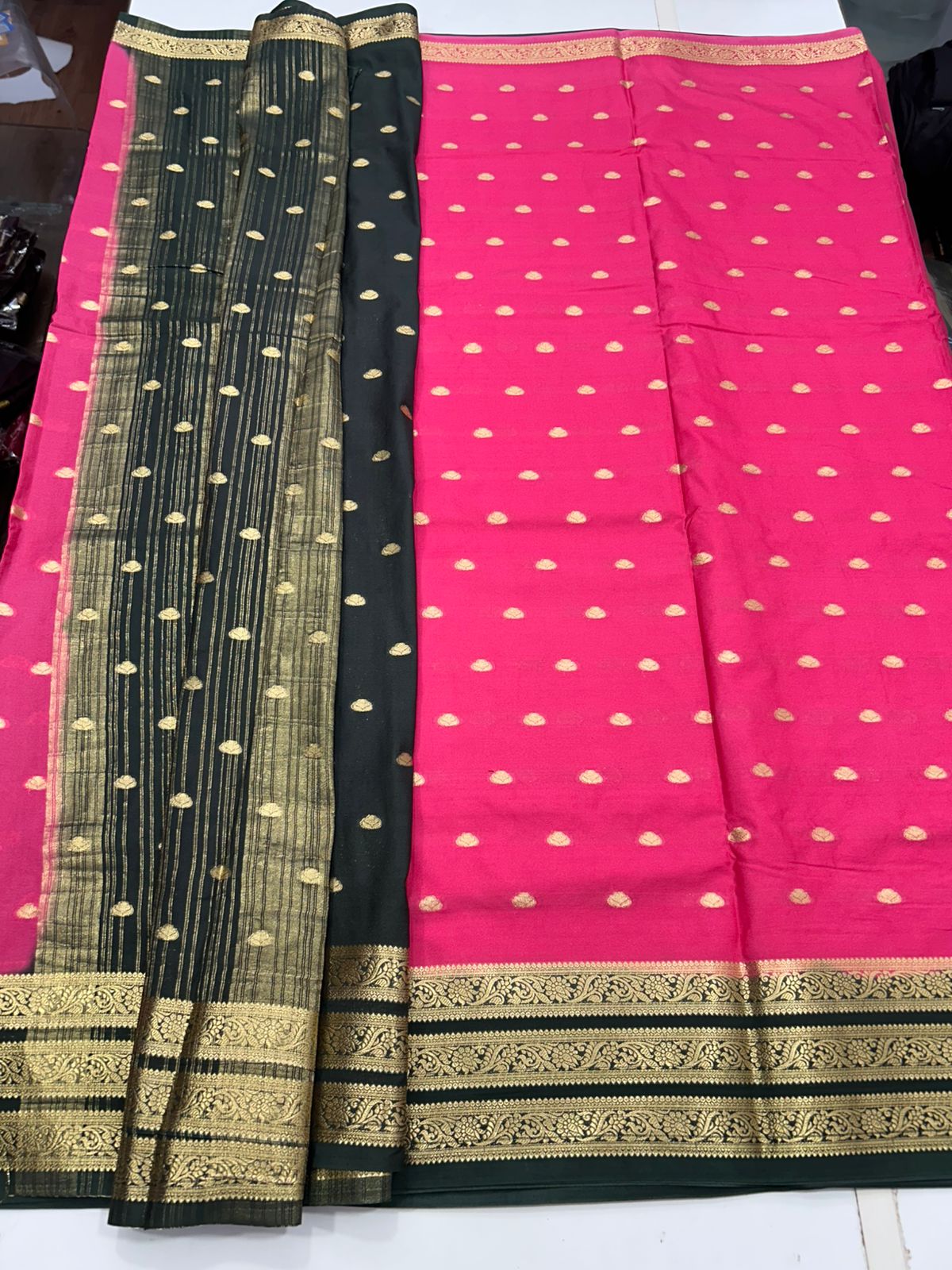 Crepe Georgette Butta Saree (2780)