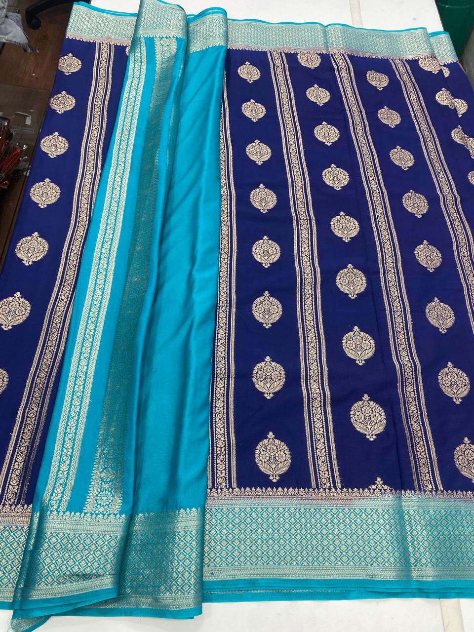 Mysore Crepe Butta Lines Saree (2855)