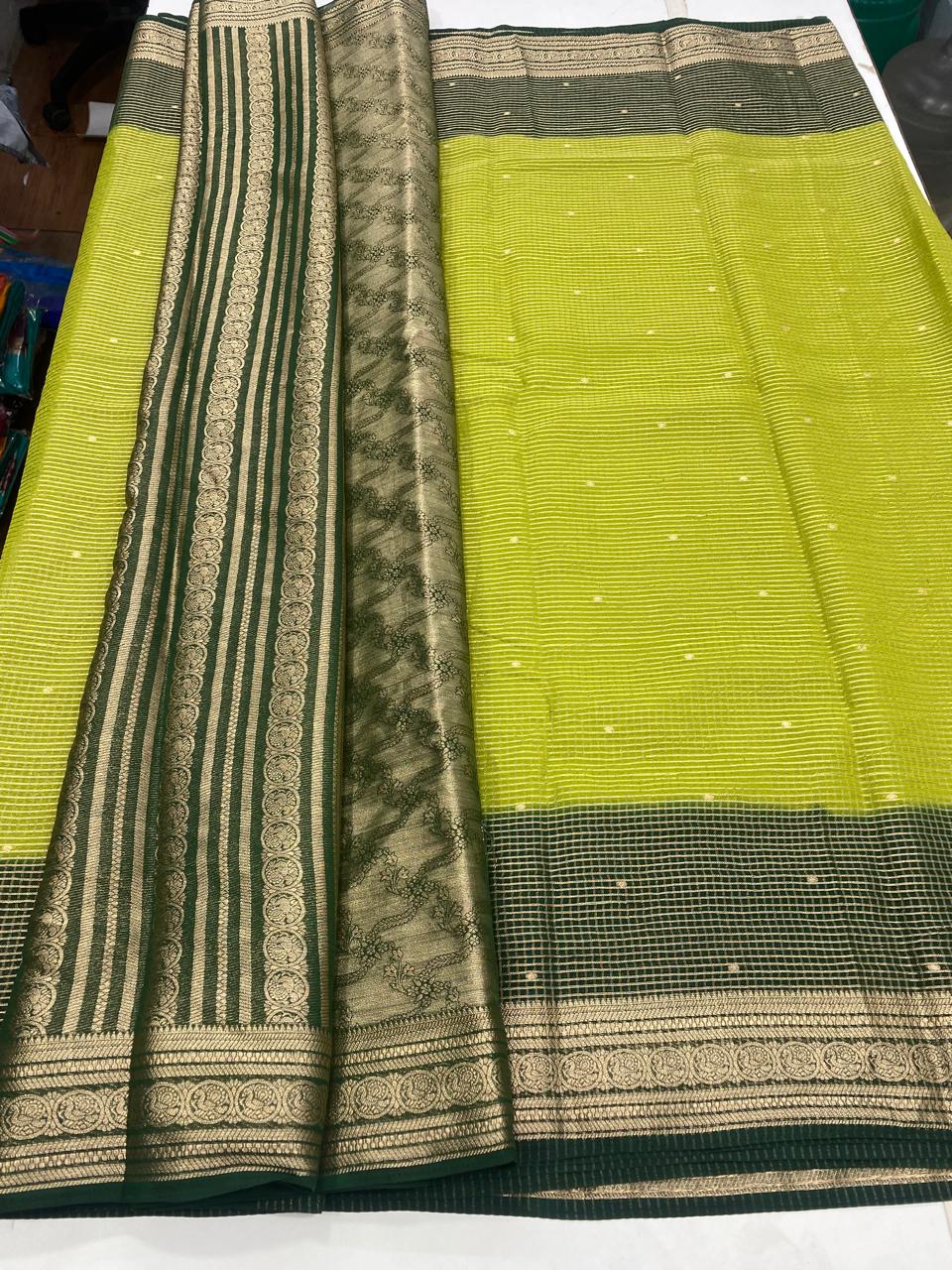 Georgette Checks Butta Saree (2820)
